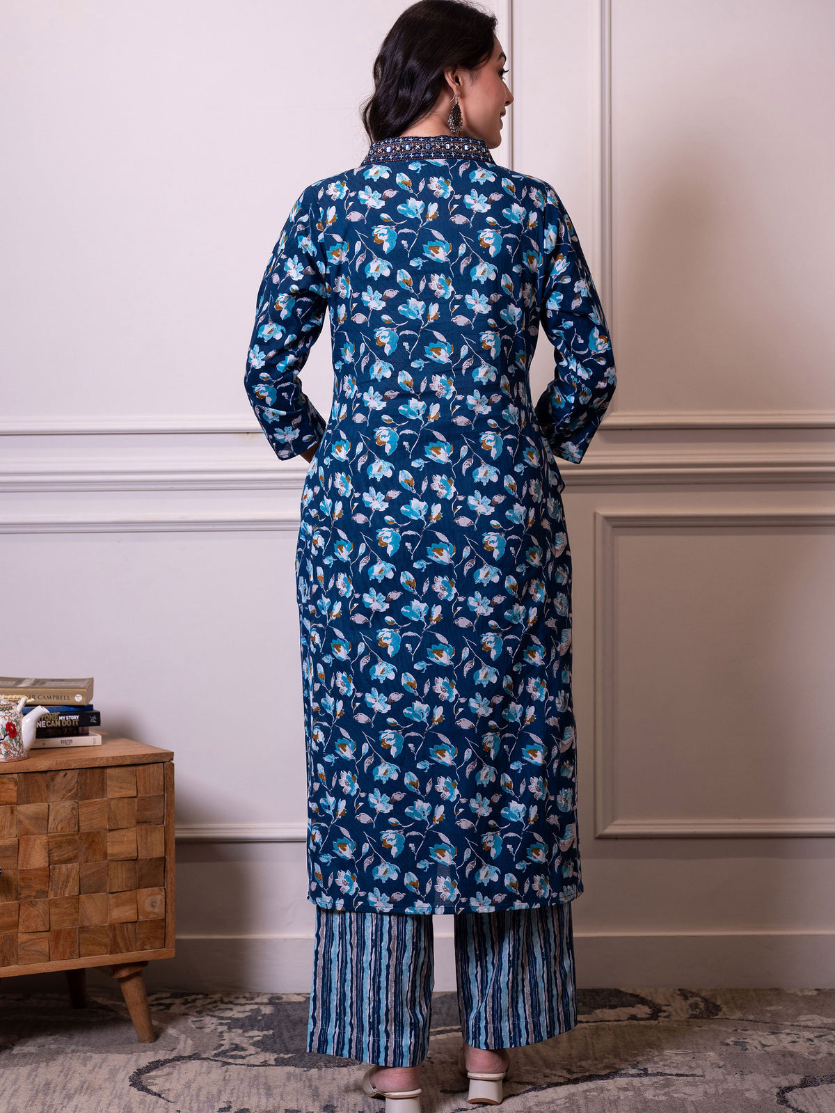 Embroidered Soft cotton Floral Straight Indigo blue Kurta