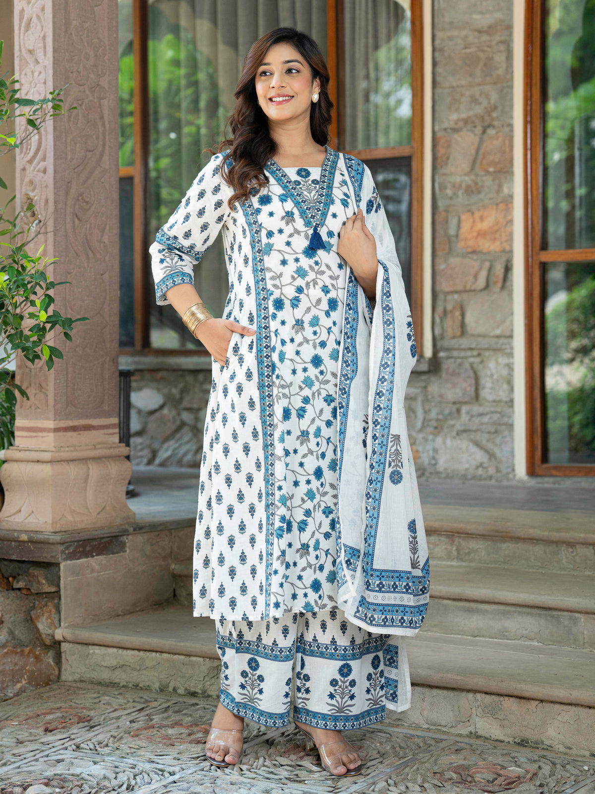 Cotton voile Floral Off White Dupatta