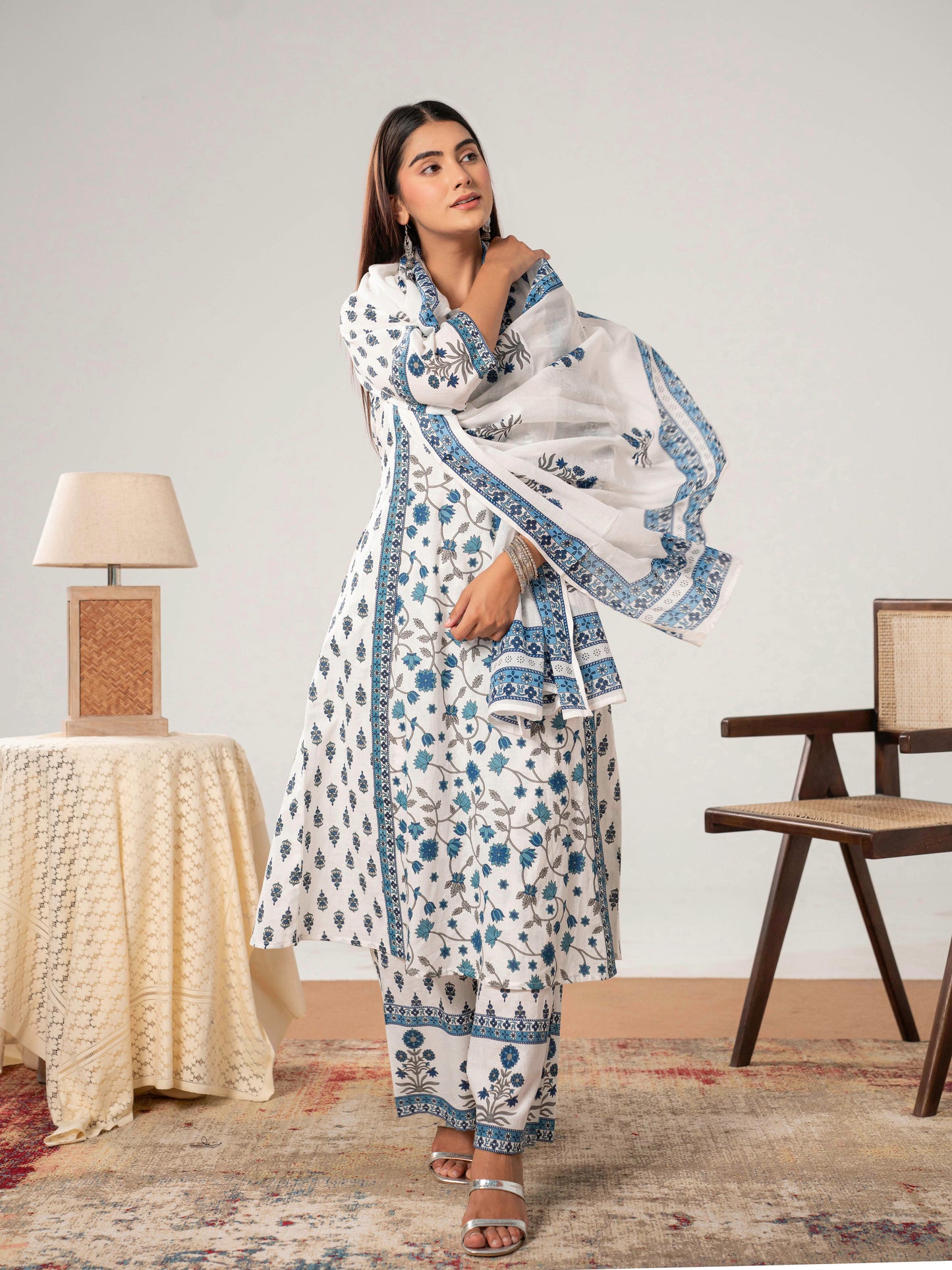 Cotton voile Floral Off White Dupatta