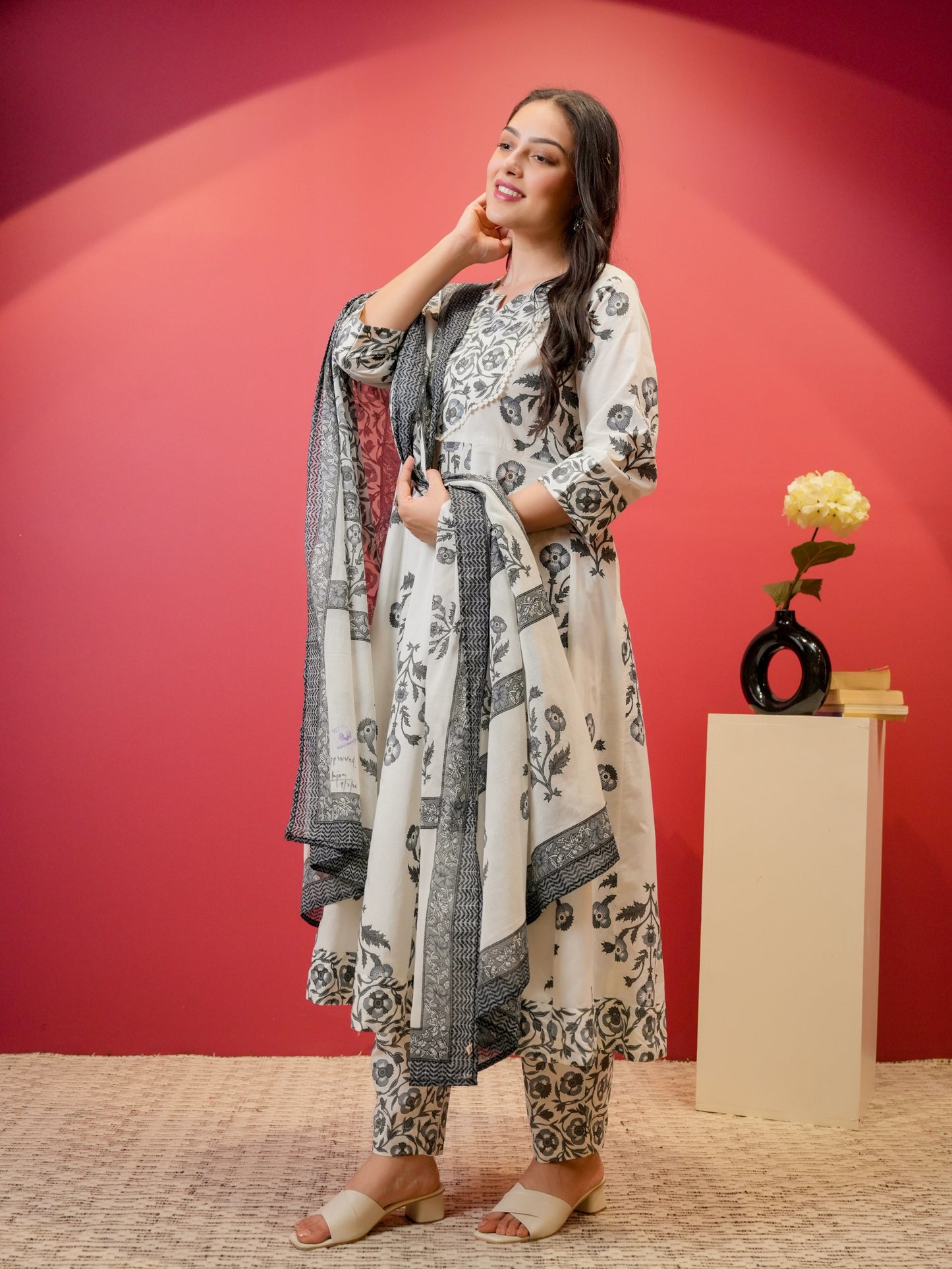 Cotton Voile Floral Off White Dupatta