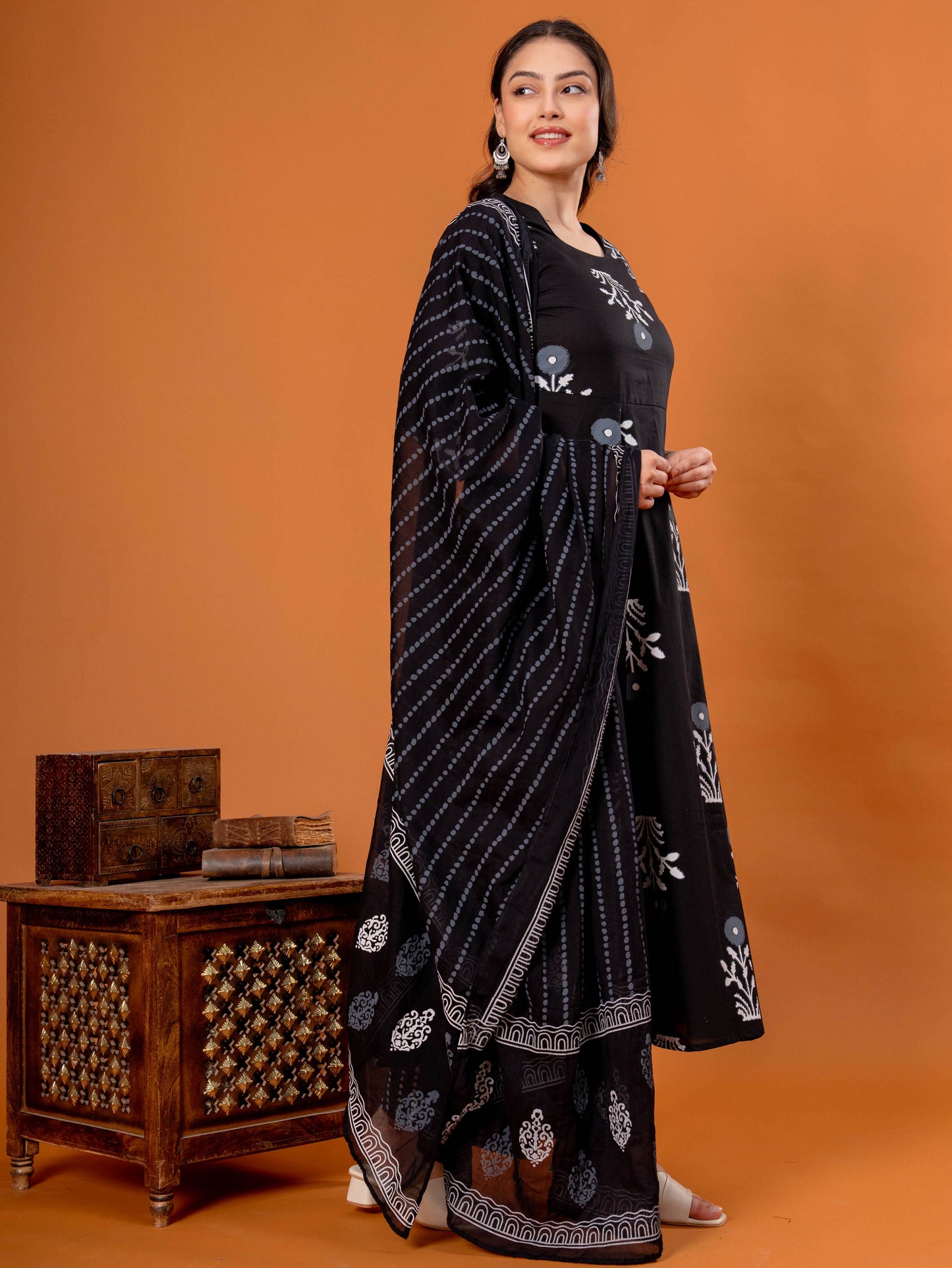 Cotton Voile Striped Black Dupatta