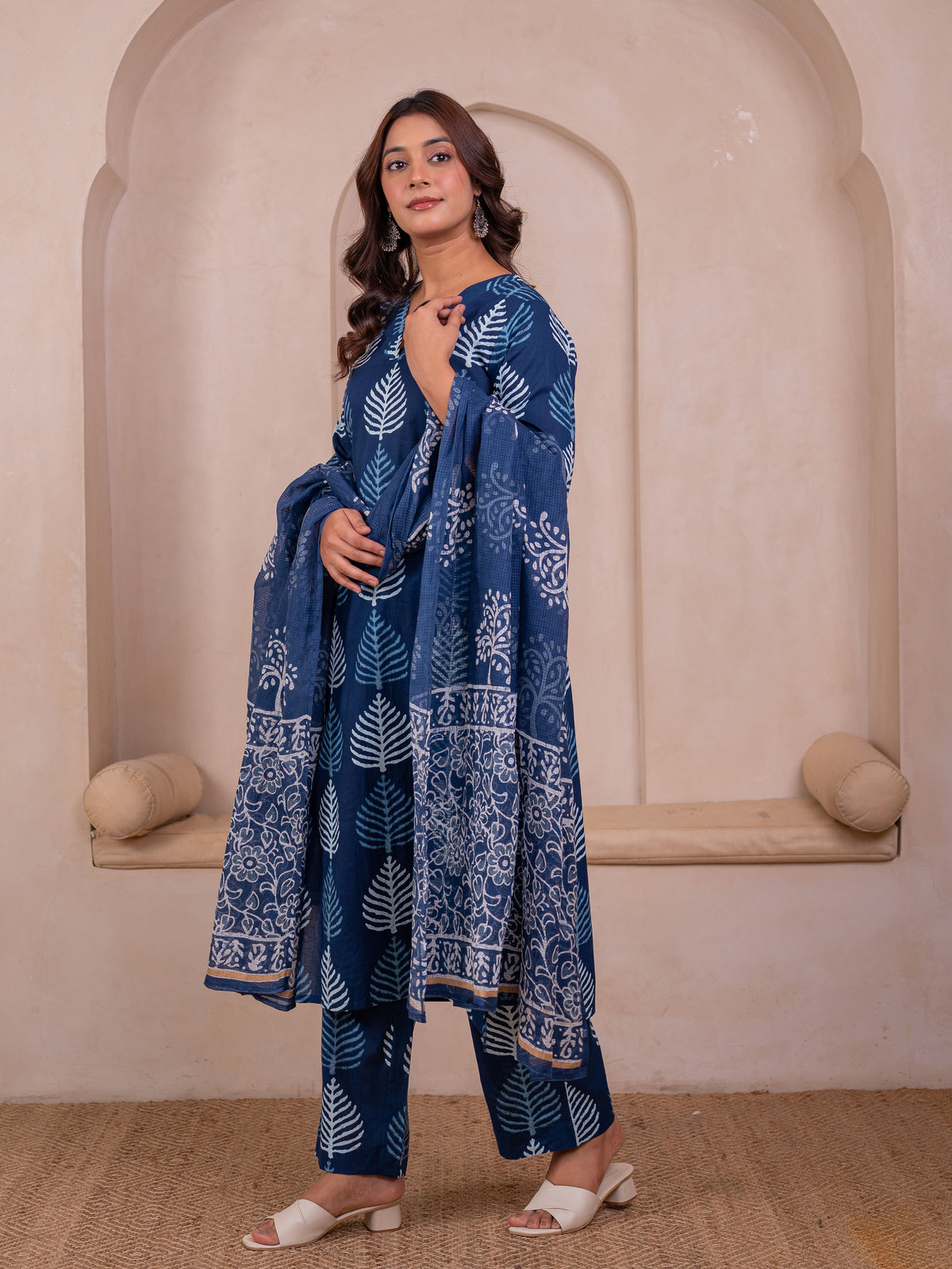Kota Doria Floral Blue Dupatta
