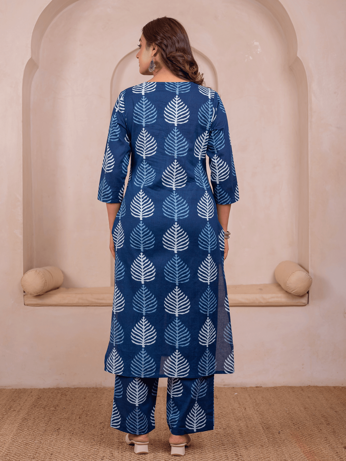 Soft Cotton Floral Straight Blue Kurta