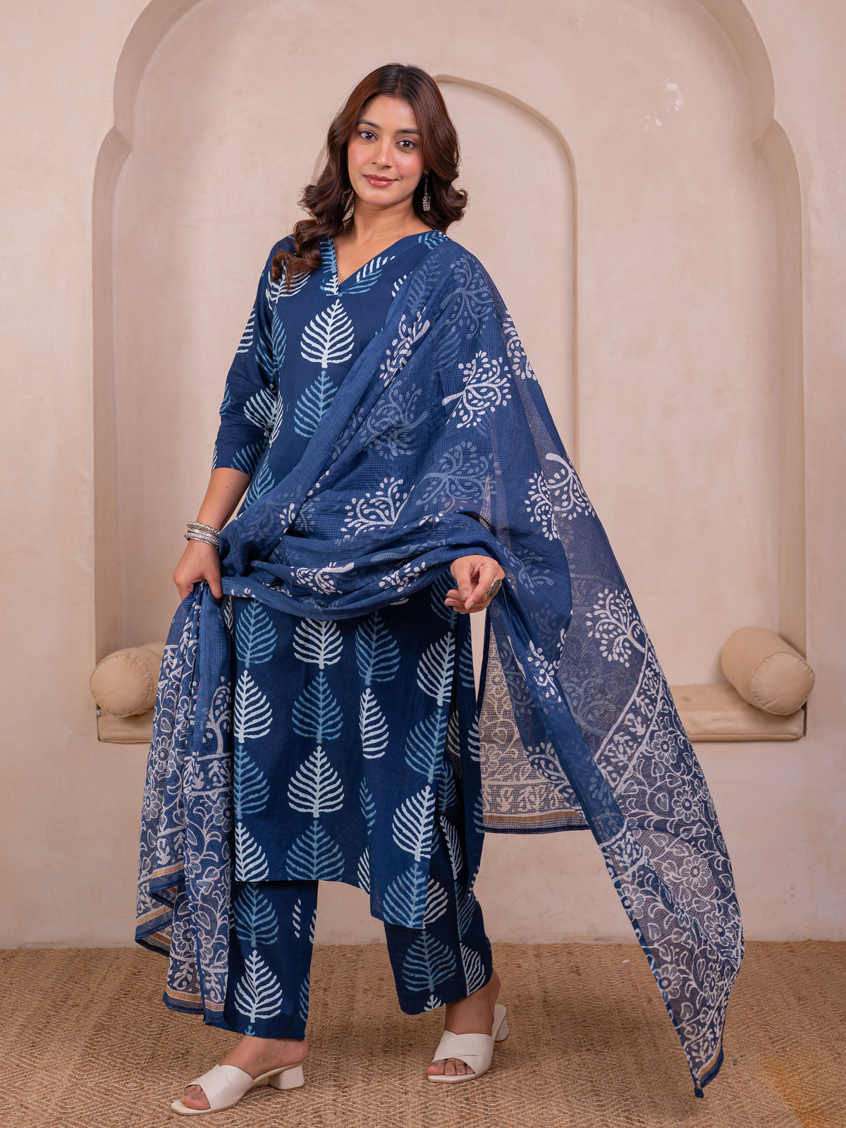 Soft Cotton Floral Straight Blue Kurta