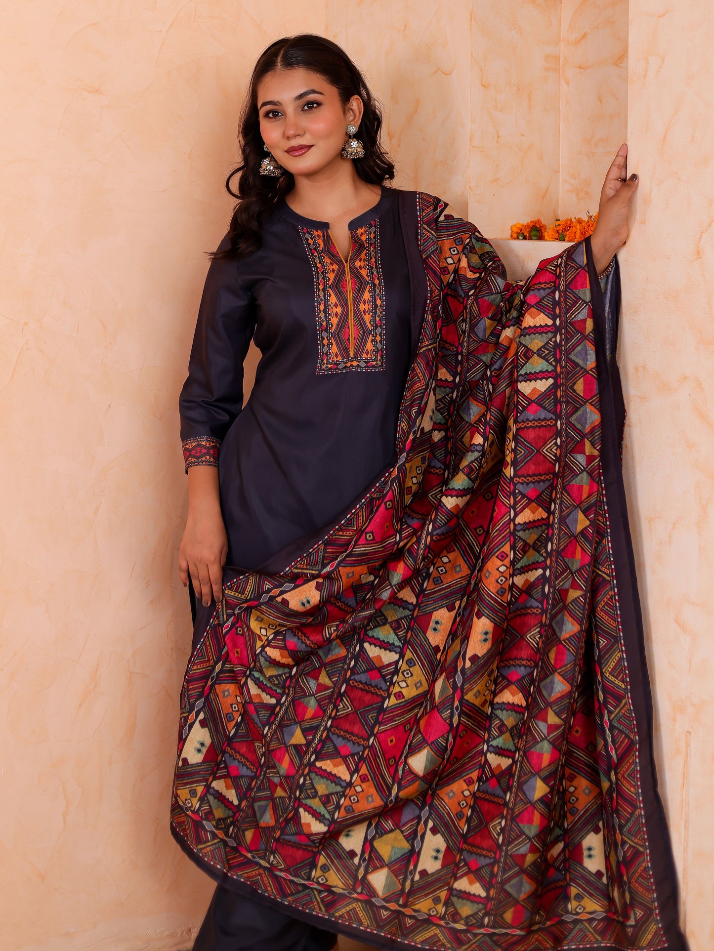 Blended silk Geometric Black Dupatta