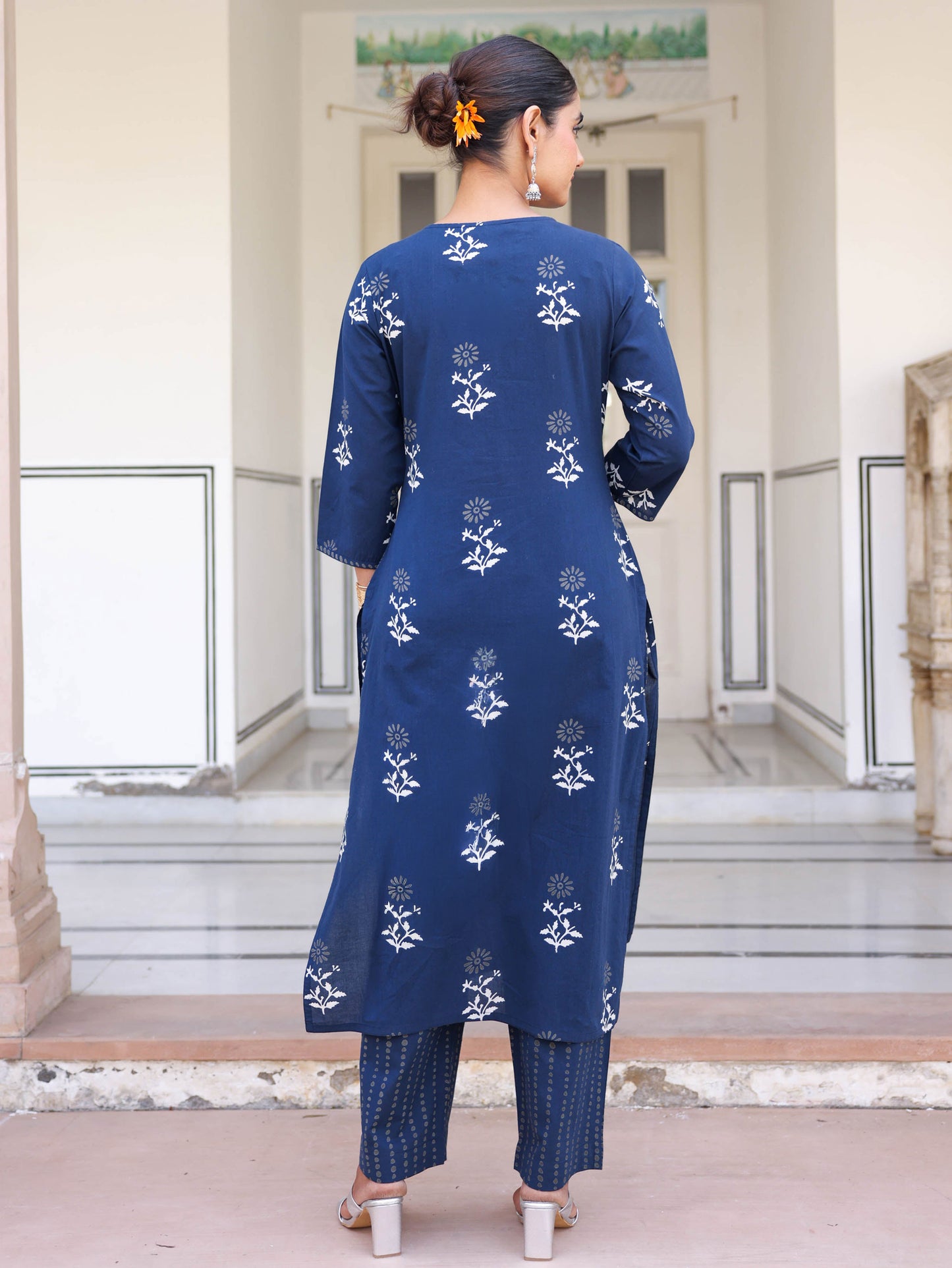 Embroidered Soft cotton Butta Straight Navy Blue Kurta