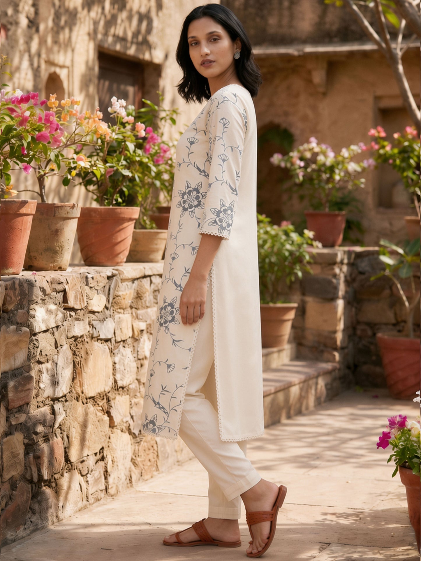 Embroidered Soft Cotton Solid Straight Off White Kurta