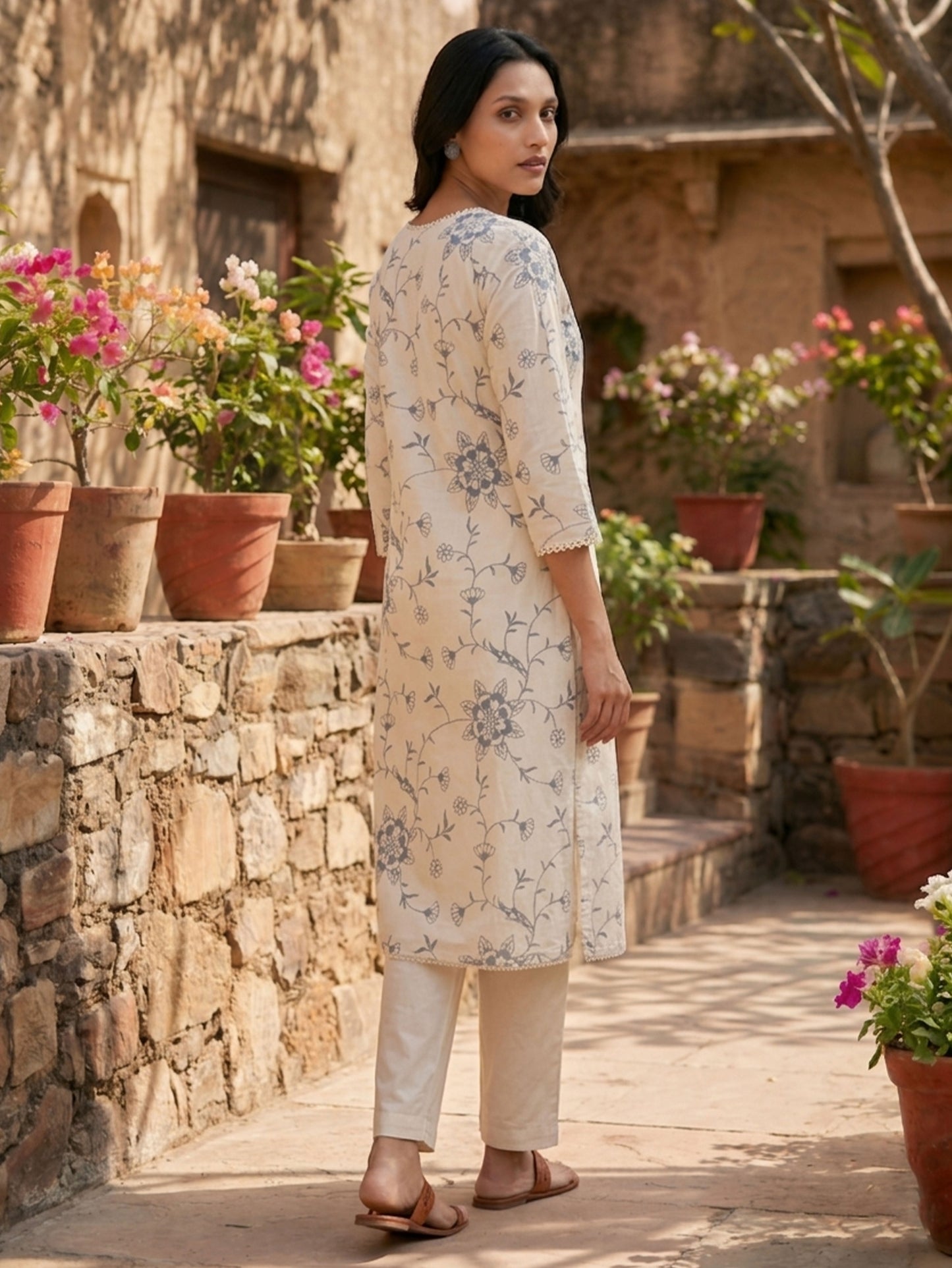 Embroidered Soft Cotton Solid Straight Off White Kurta