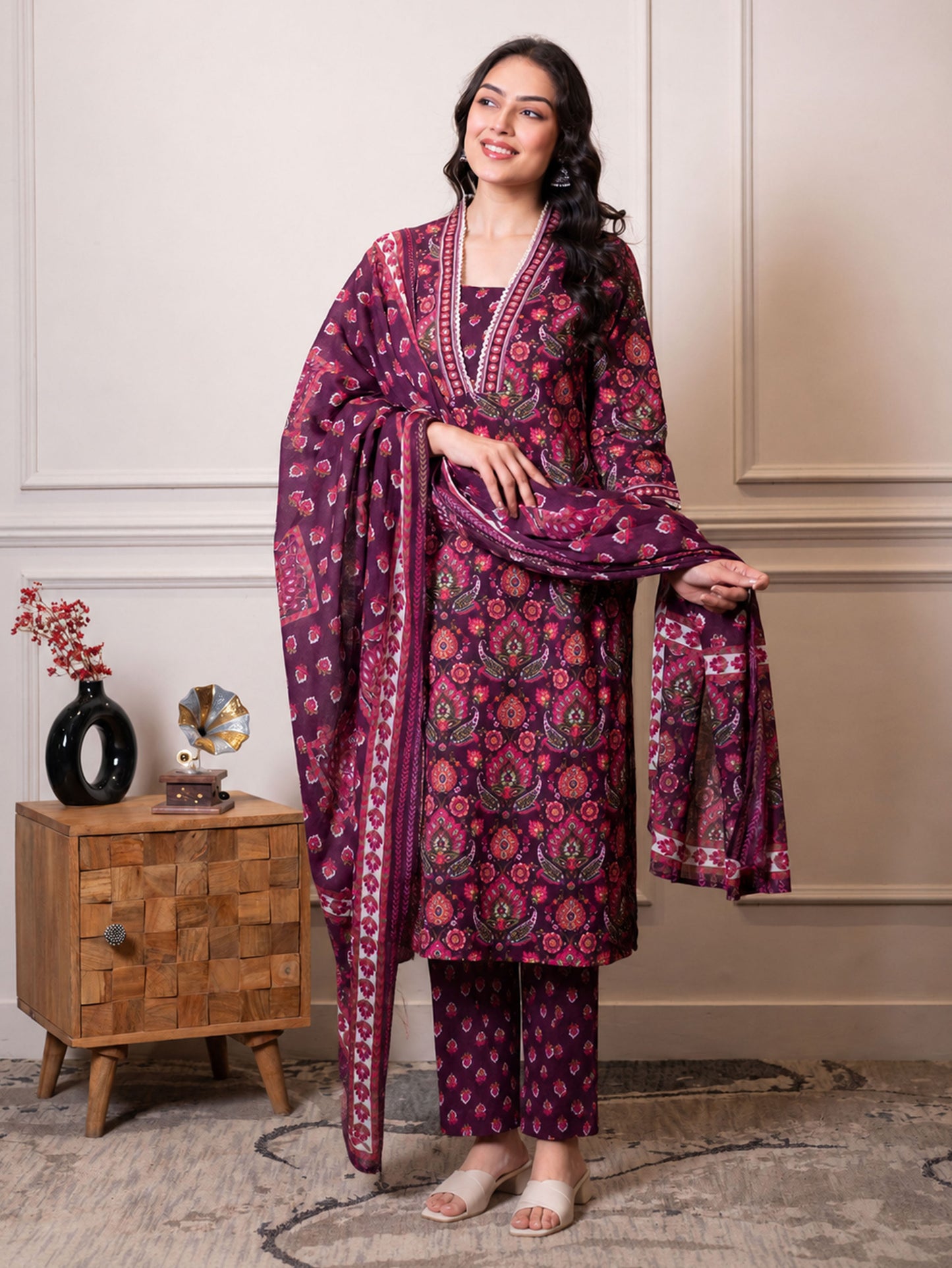 Soft cotton Floral Straight Purple Kurta