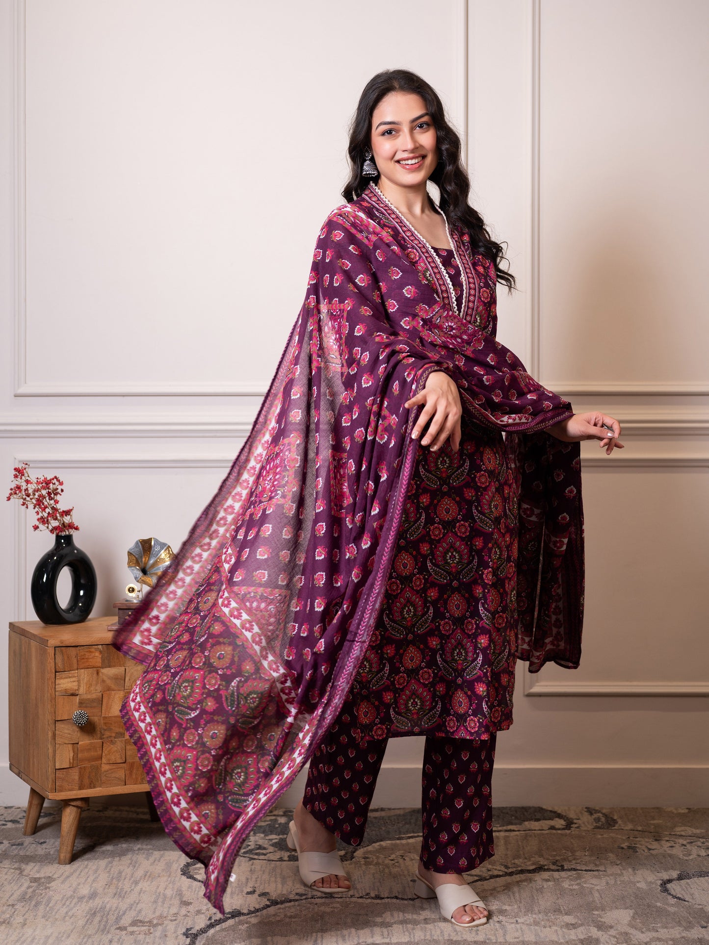Soft cotton Floral Straight Purple Kurta