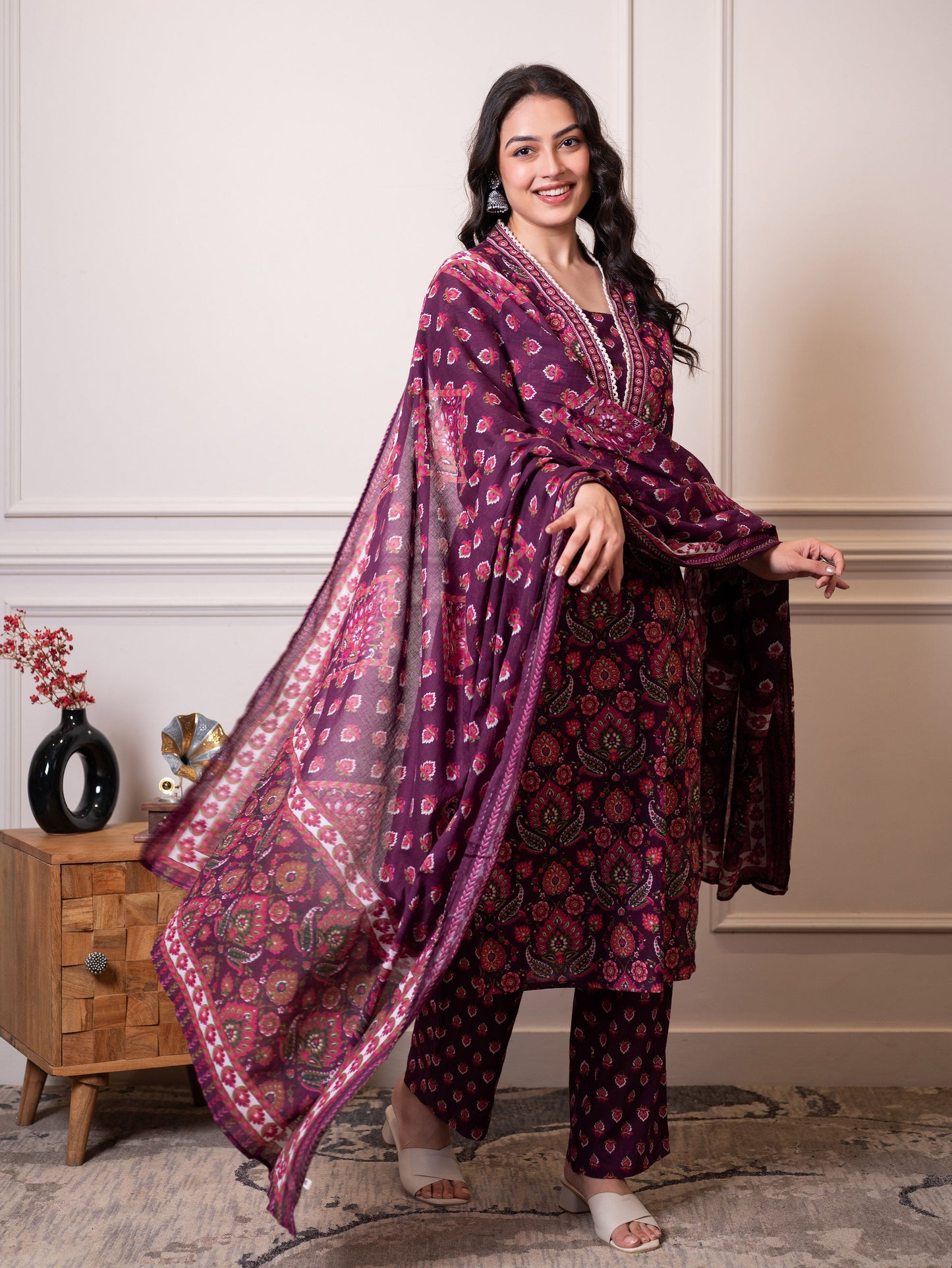 Soft cotton Floral Straight Purple Kurta