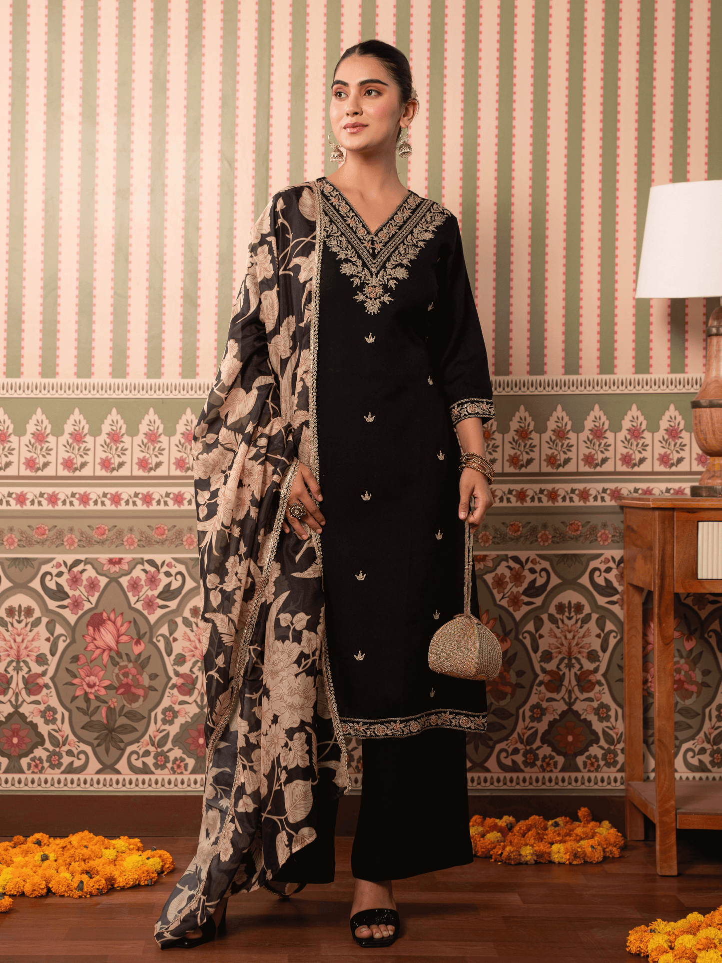 Chanderi Floral Black Dupatta