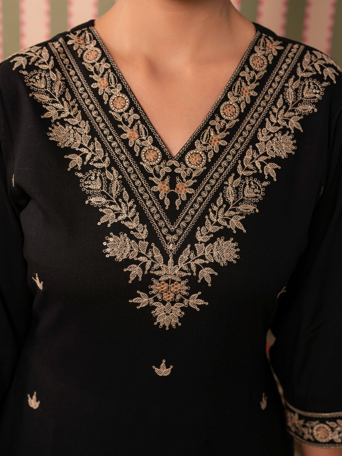 Embroidered Viscose Solid Straight Black Kurta