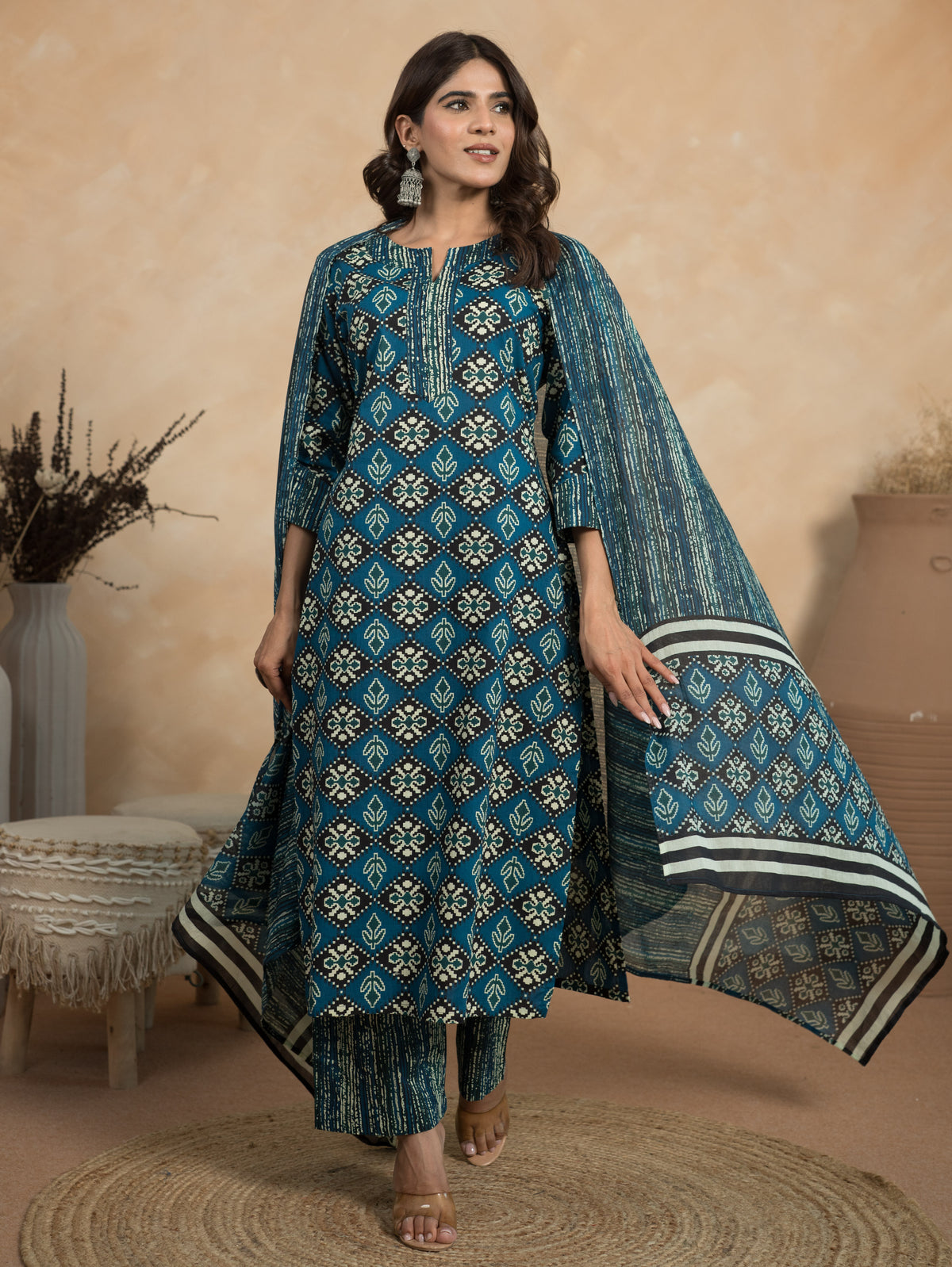 Soft Cotton Geometric Straight Blue Kurta