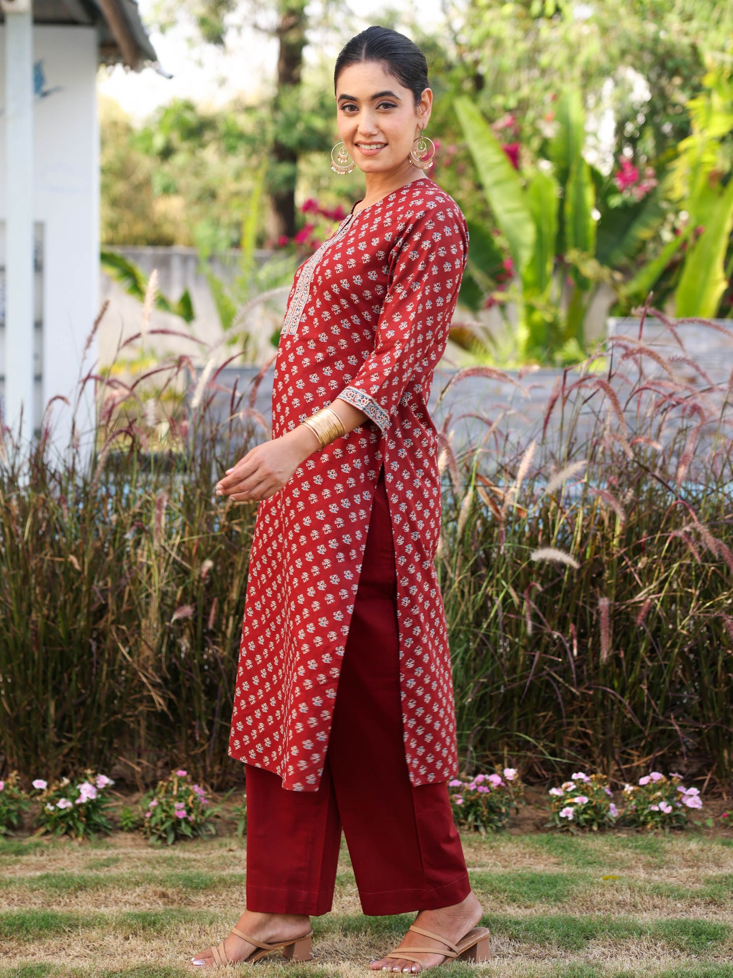 Soft cotton Butti Straight Maroon Kurta