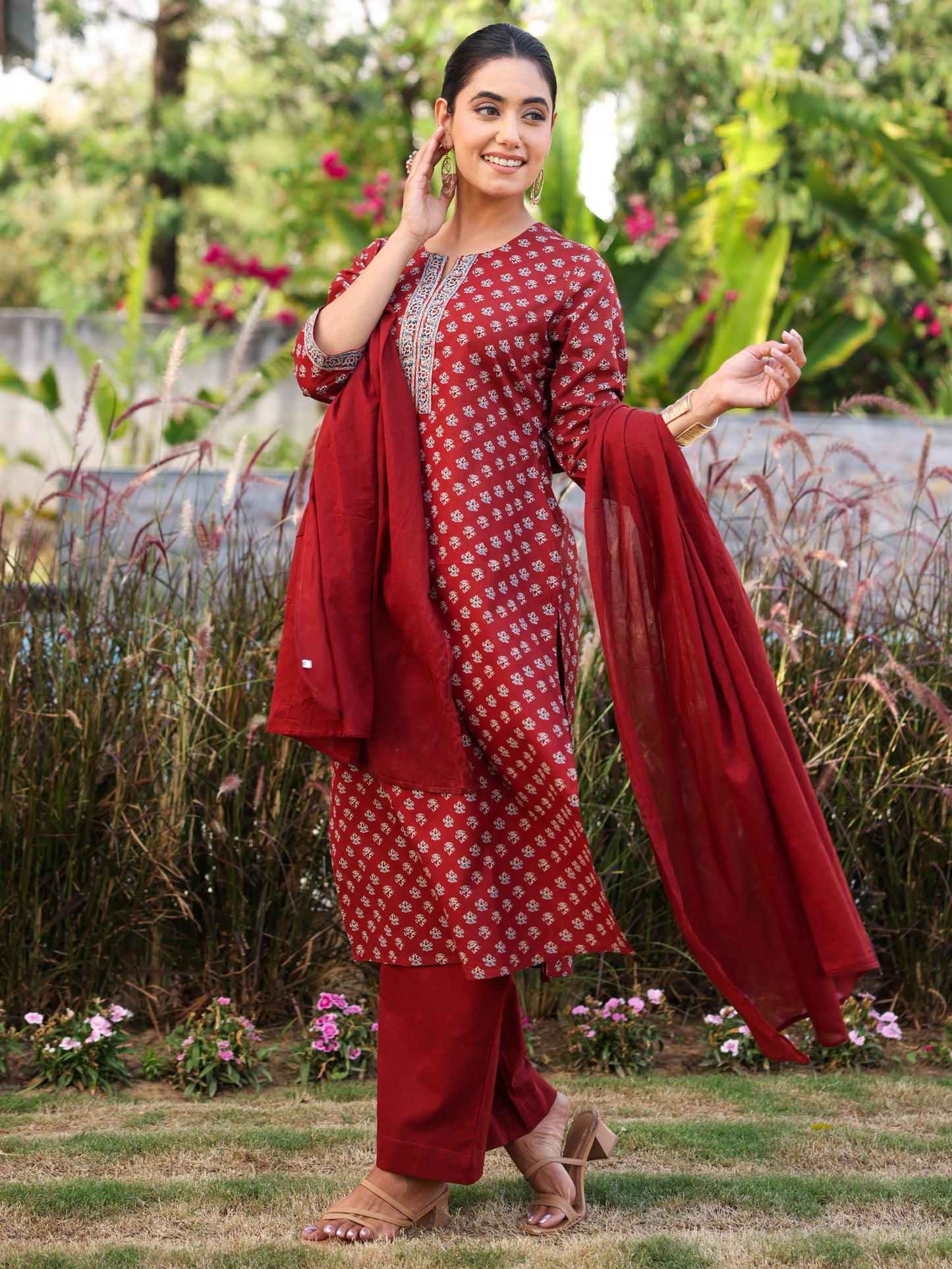 Soft cotton Butti Straight Maroon Kurta