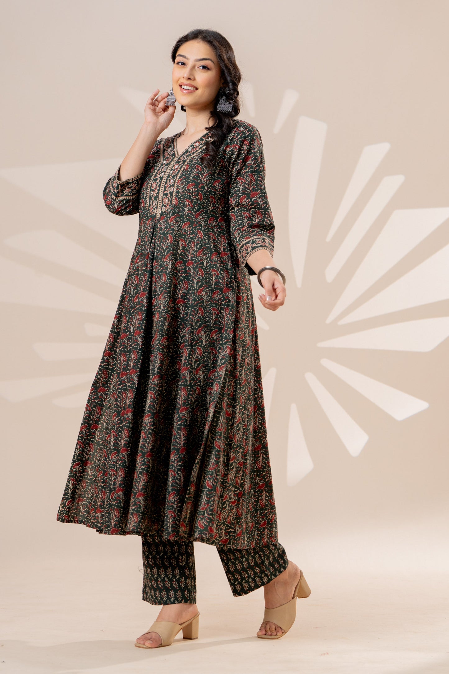Soft cotton Jaal Anarkali Green Kurta