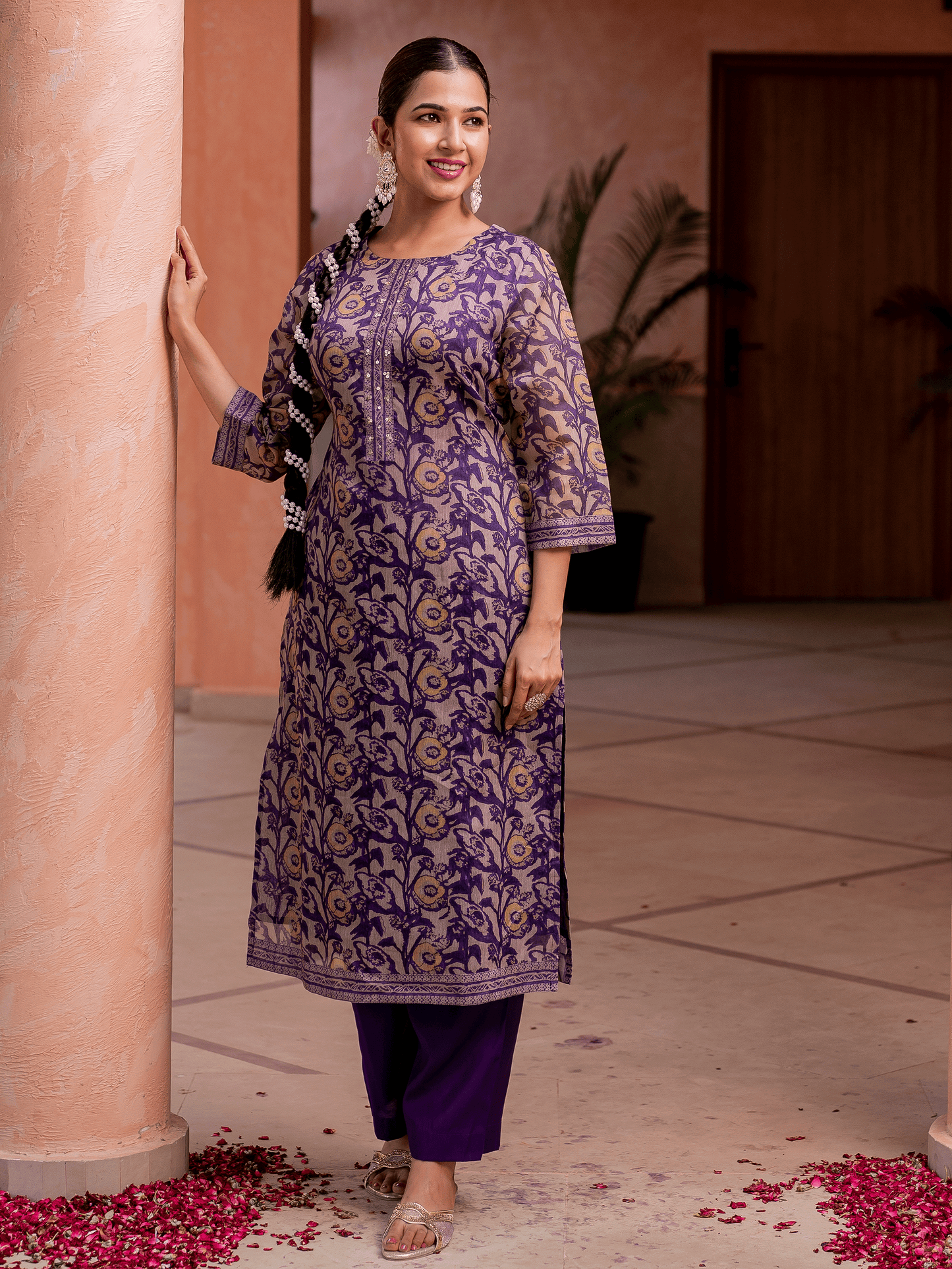 Embroidered Chanderi Floral Straight Green Kurta