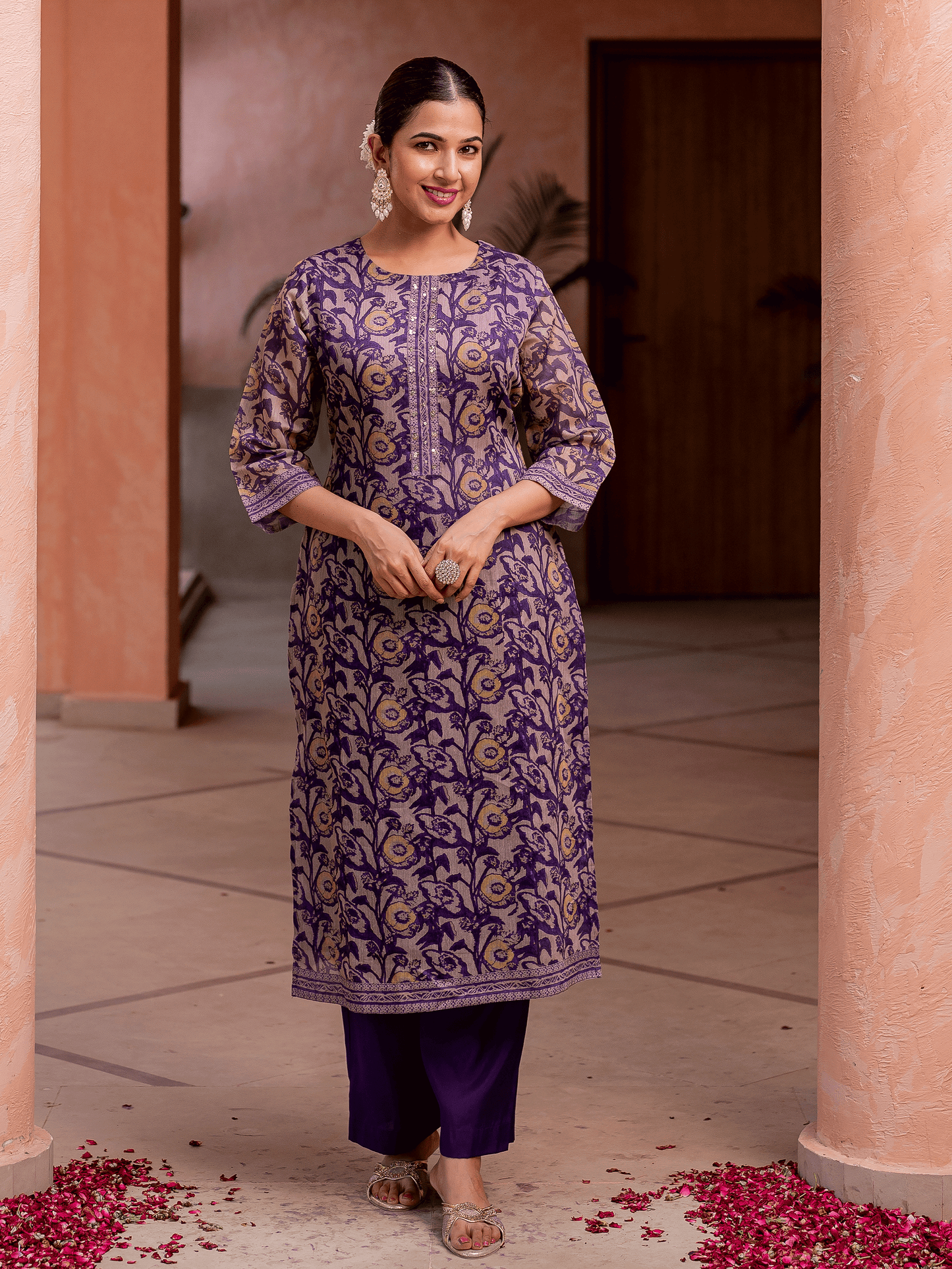 Embroidered Chanderi Floral Straight Green Kurta