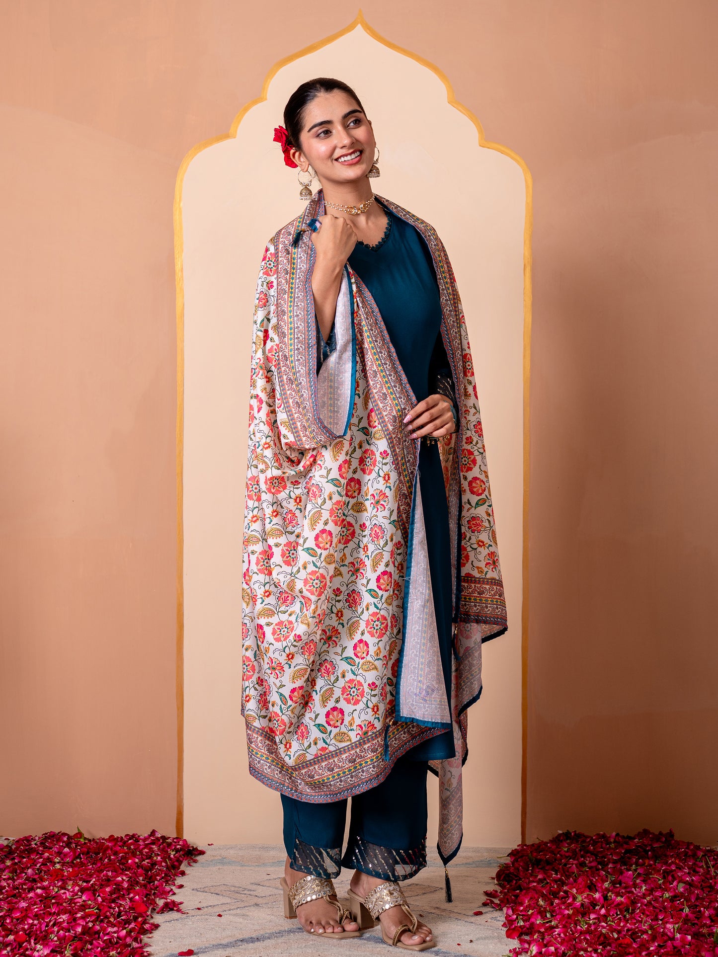 Blended silk Floral Cream Dupatta