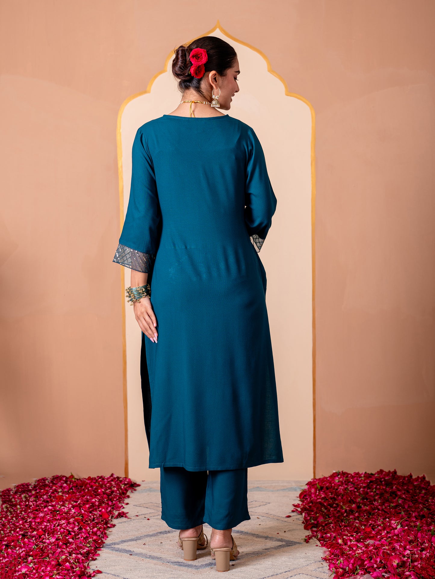 Embroidered Viscose Solid Straight Teal Kurta