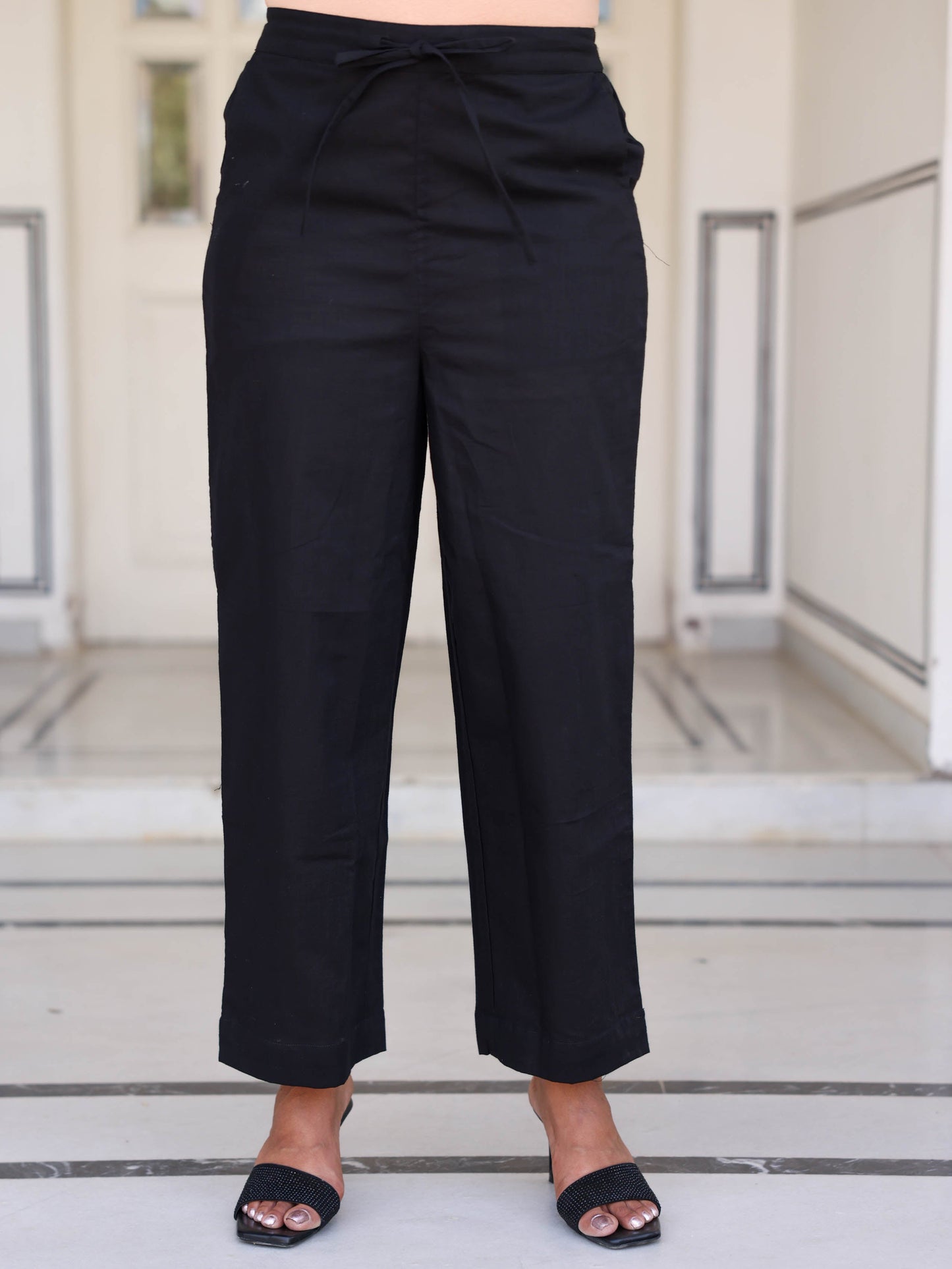 Embroidered Slub cotton Solid Straight Black Kurta
