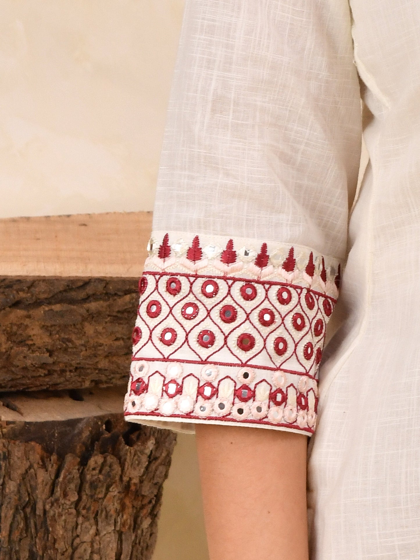 Embroidered Slub cotton Solid Straight Off White Kurta