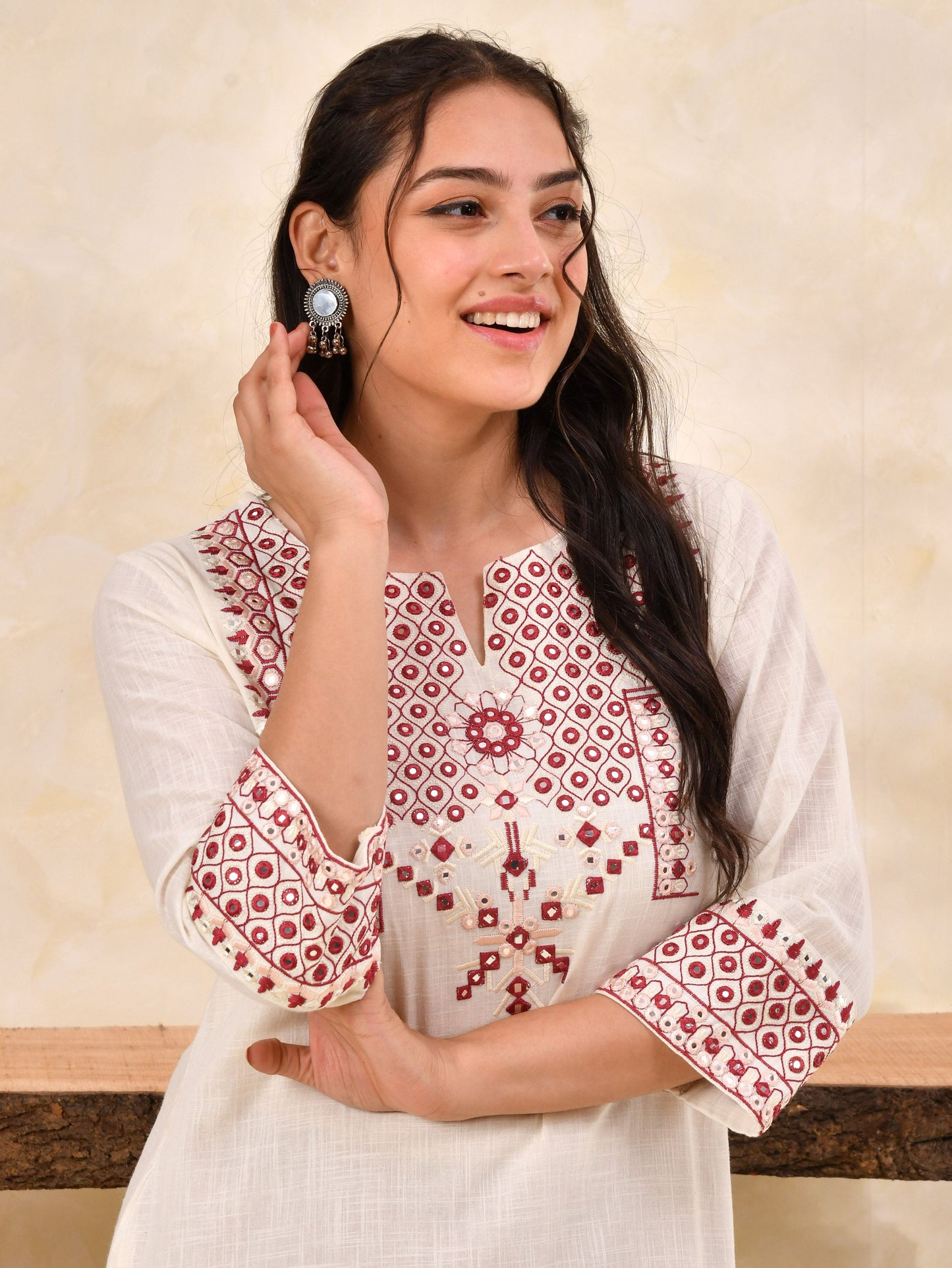 Embroidered Slub cotton Solid Straight Off White Kurta