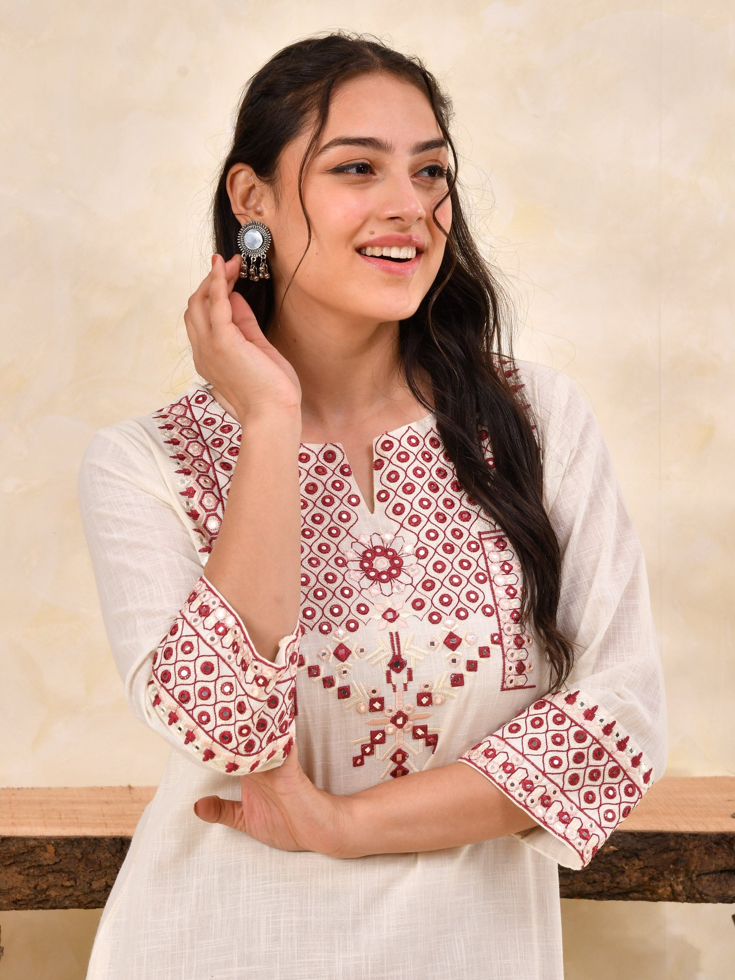 Embroidered Slub cotton Solid Straight Off White Kurta