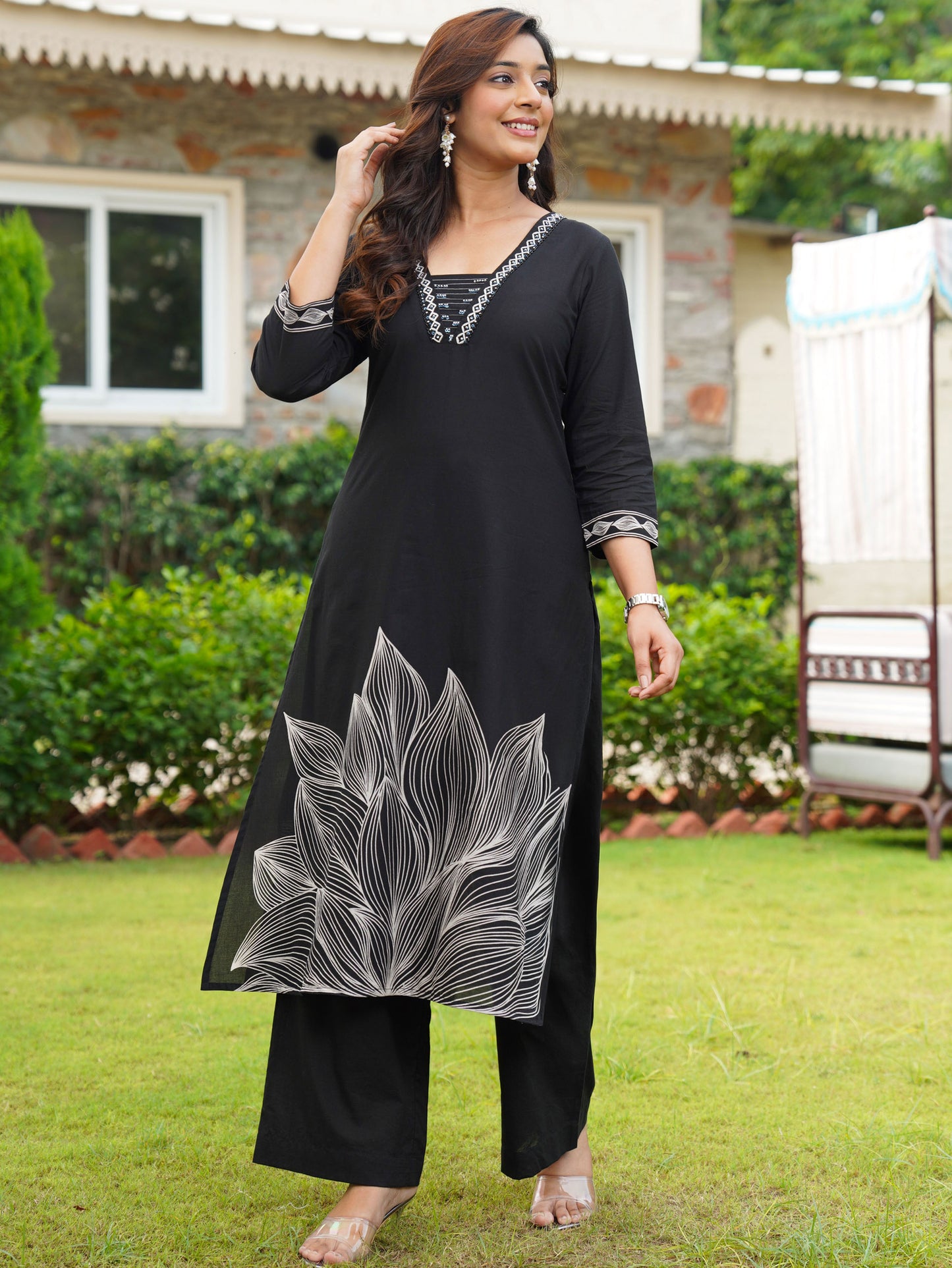 Embroidered Soft cotton Placement Print Straight Black Kurta