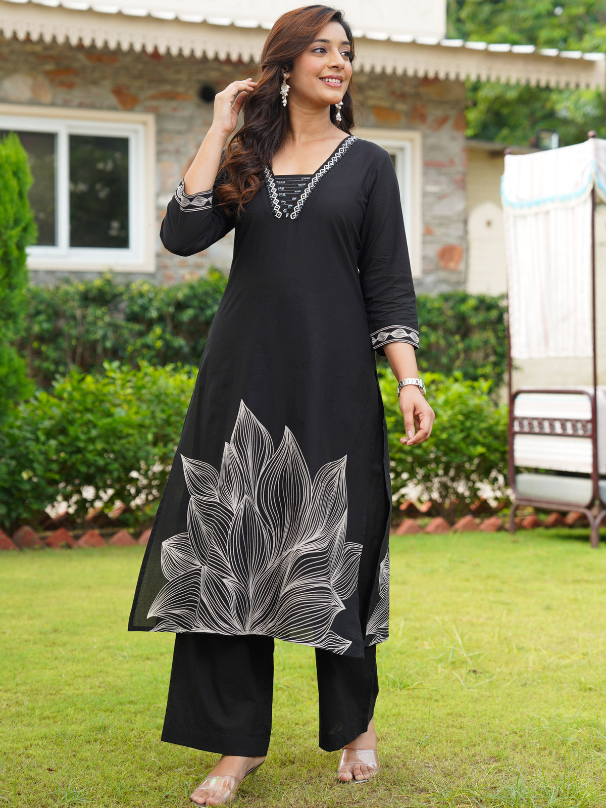 Embroidered Soft cotton Placement Print Straight Black Kurta