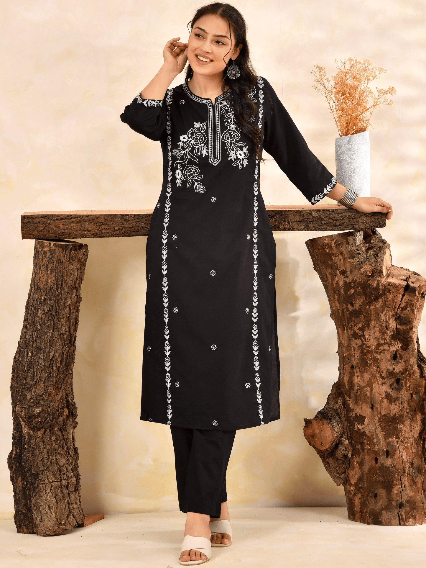 Embroidered Soft cotton Solid Straight Black Kurta