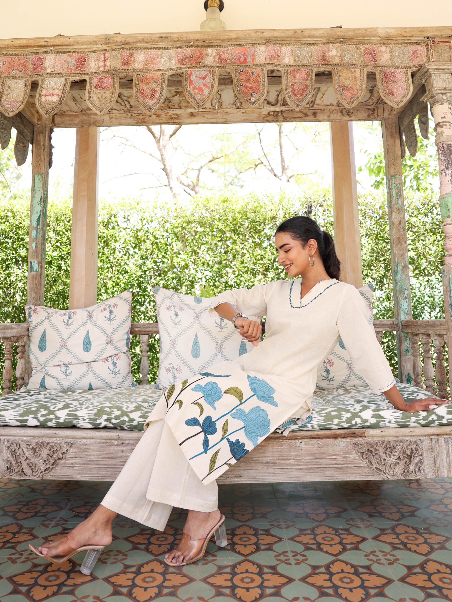 Embroidered Linen cotton Placement Print Straight Off White Kurta