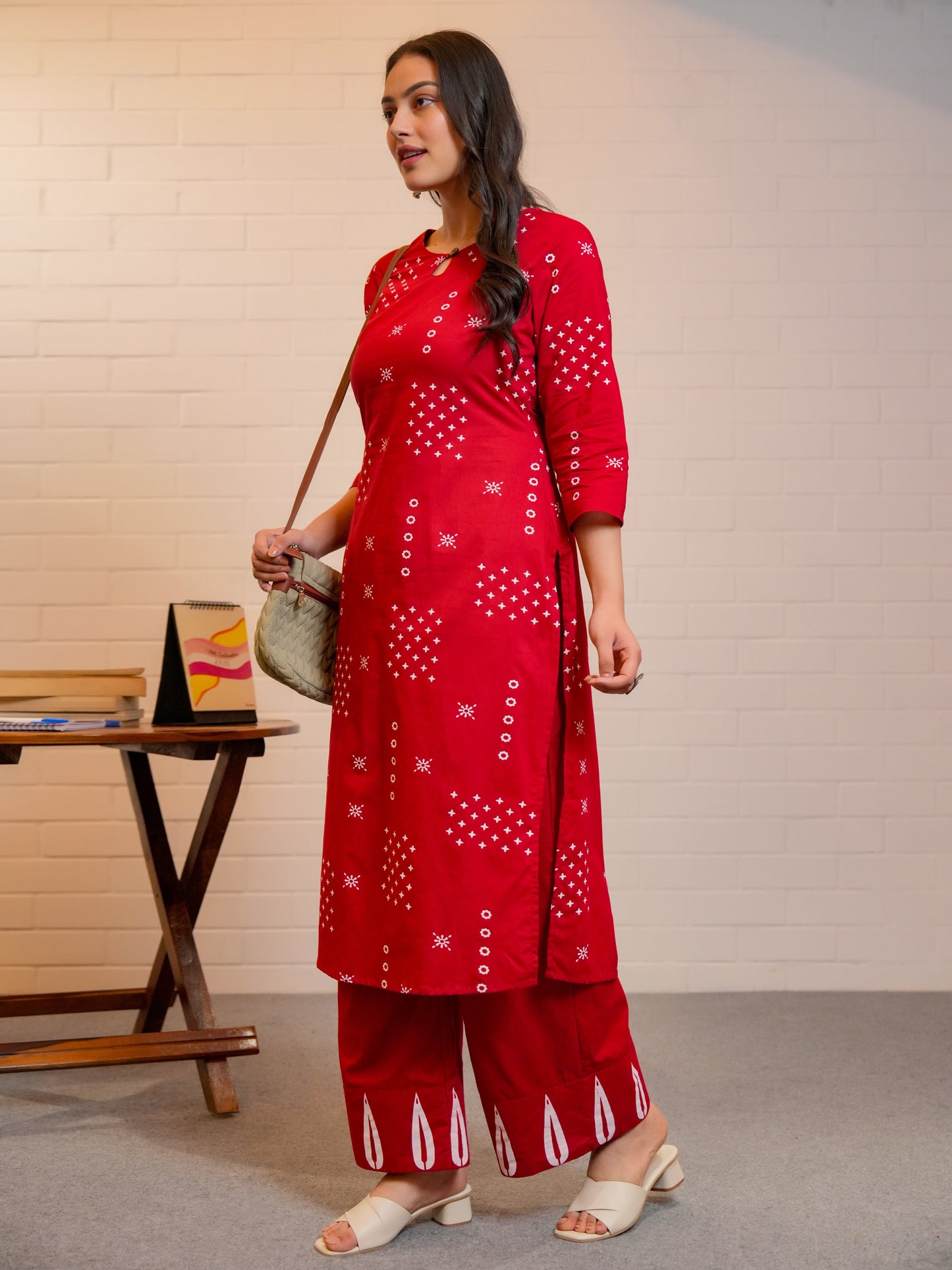 Soft Cotton Abstract Straight Red Kurta