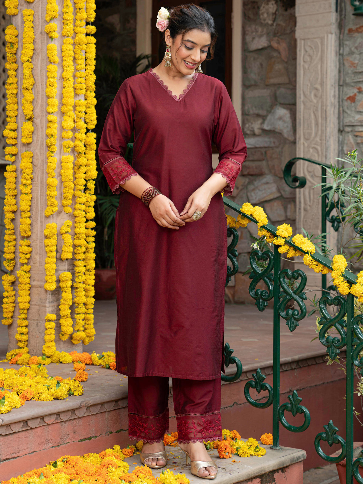 Embroidered Blended silk Solid Straight Maroon Kurta