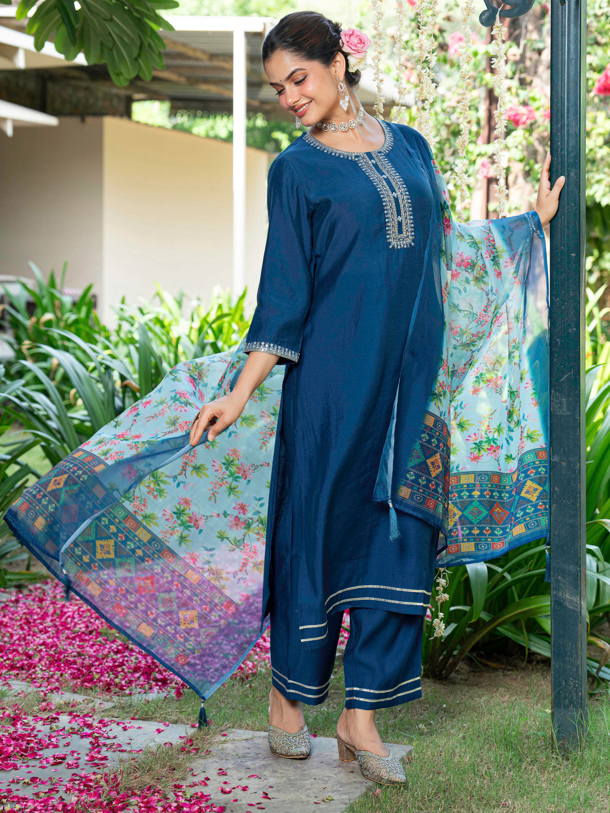 Embroidered Chanderi Solid Straight Blue Kurta