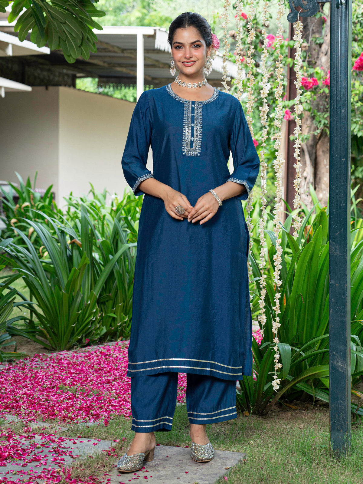 Embroidered Chanderi Solid Straight Blue Kurta