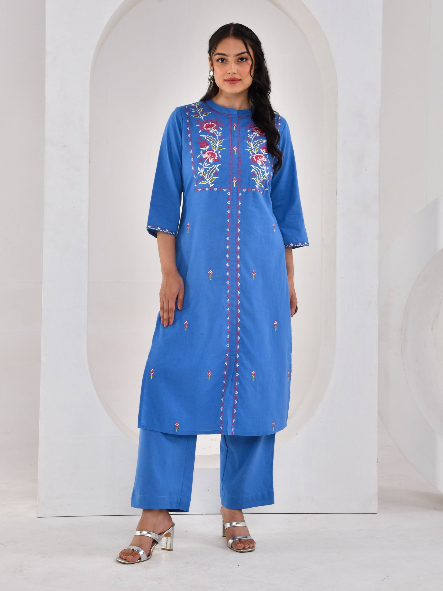 Embroidered Linen cotton Solid Straight Blue Kurta