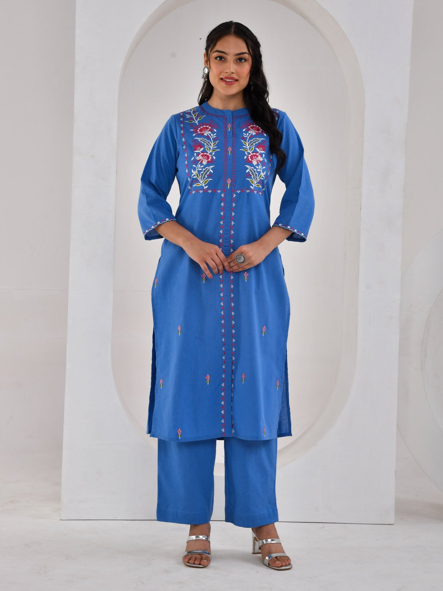 Embroidered Linen cotton Solid Straight Blue Kurta