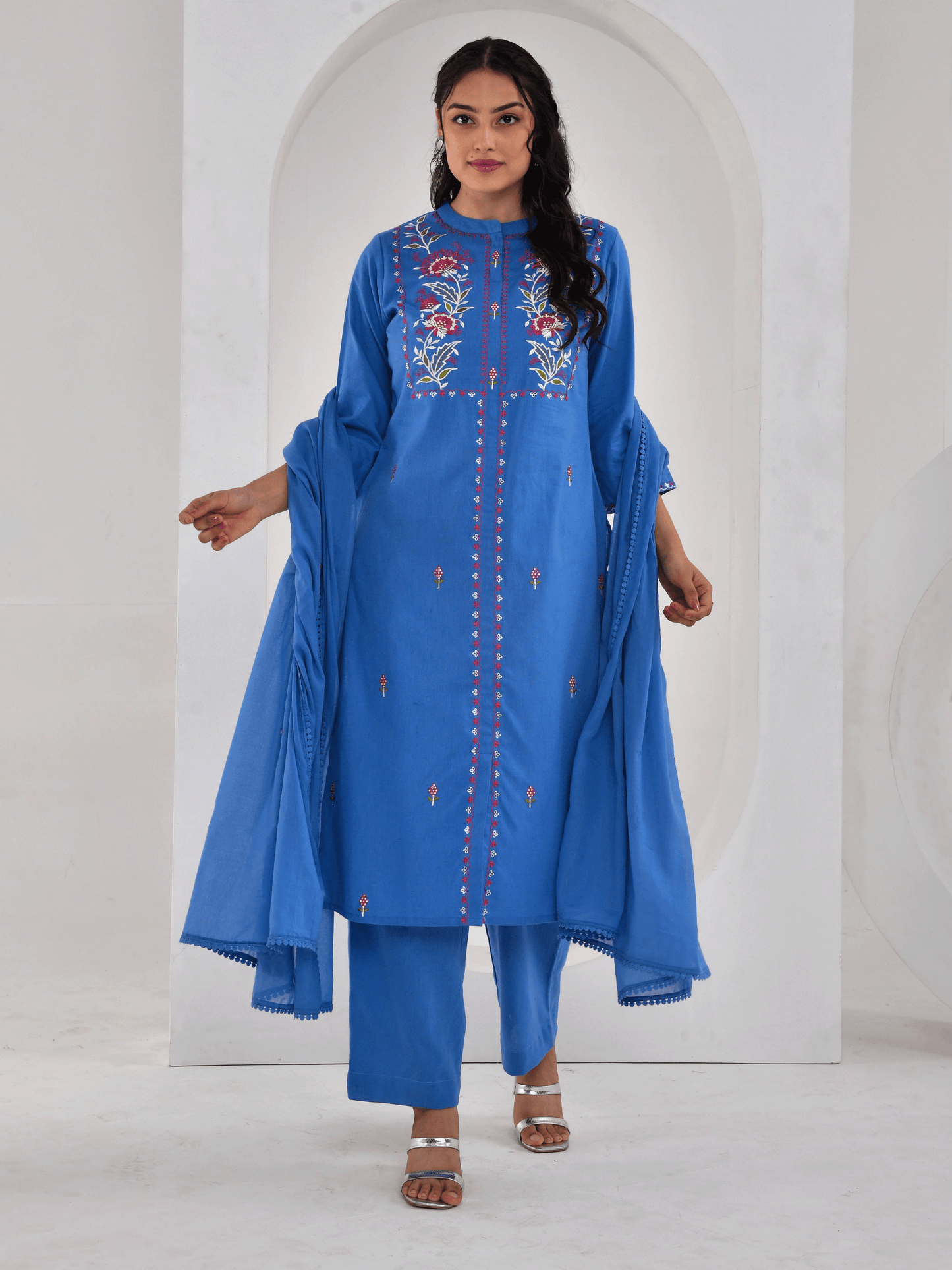 Embroidered Linen cotton Solid Straight Blue Kurta