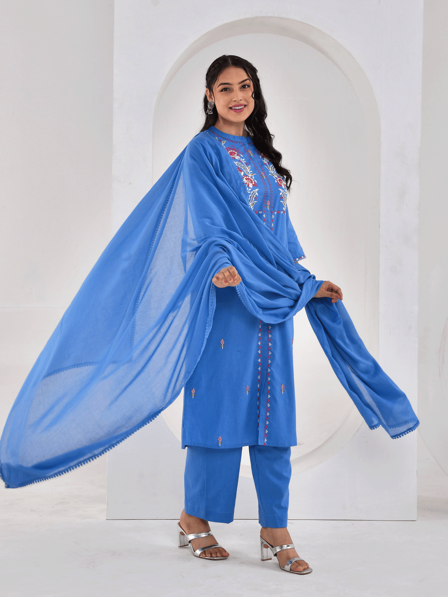 Embroidered Linen cotton Solid Straight Blue Kurta