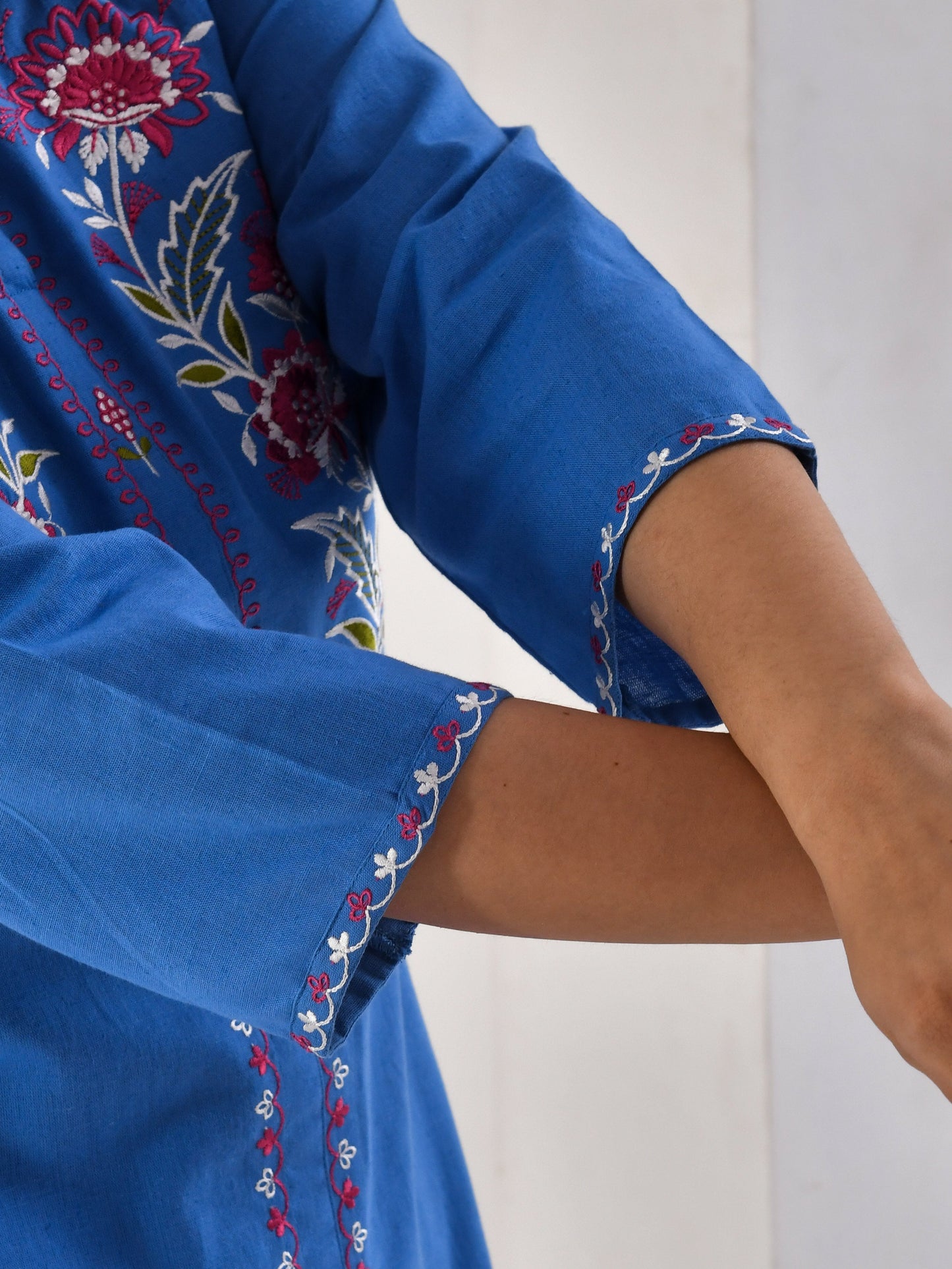 Embroidered Linen cotton Solid Straight Blue Kurta