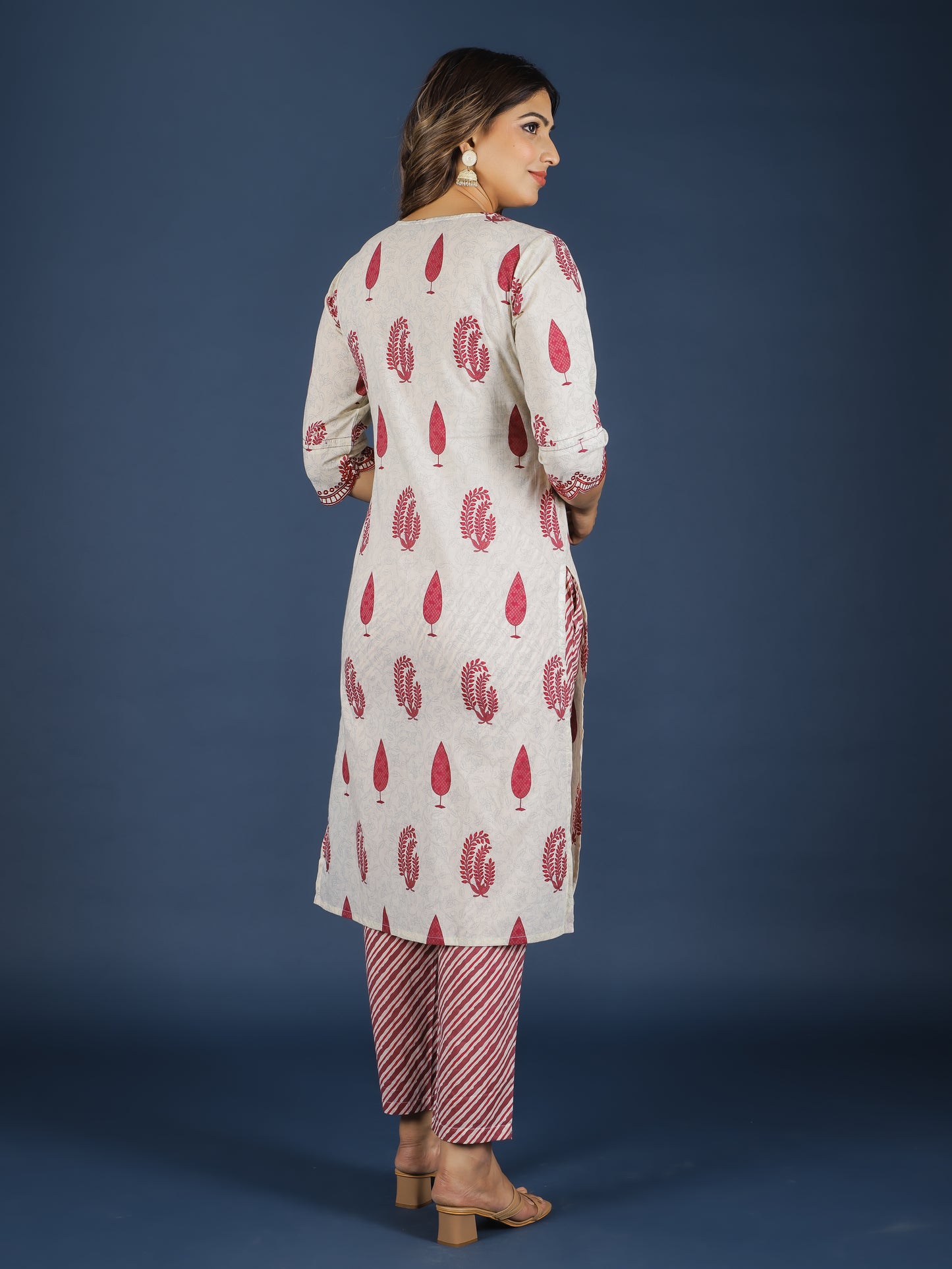 Soft Cotton Floral Straight Maroon Kurta