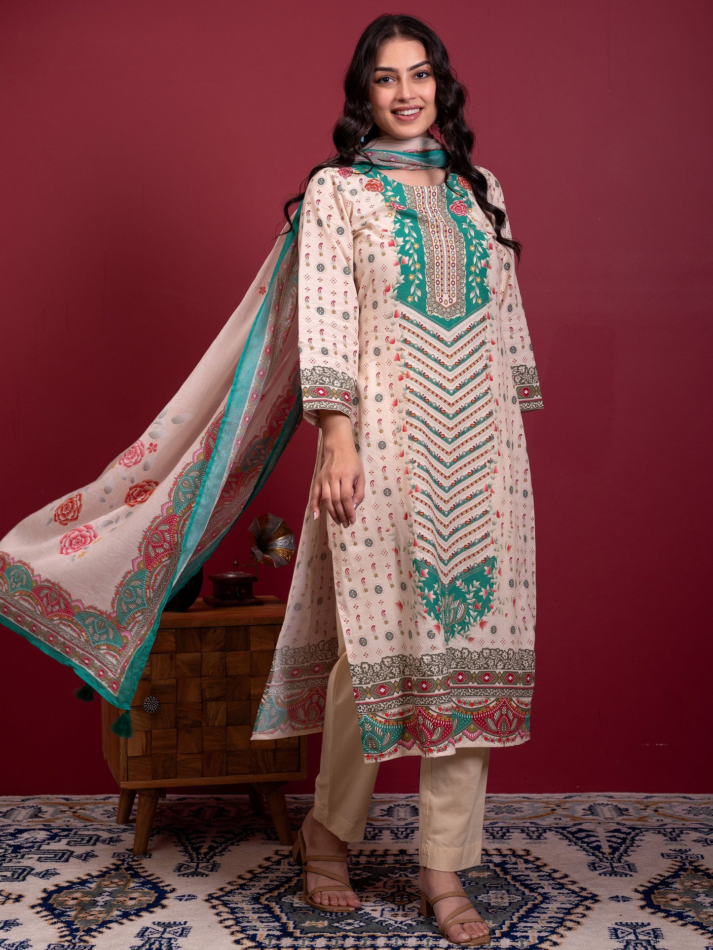 Cotton voile Floral Cream Dupatta