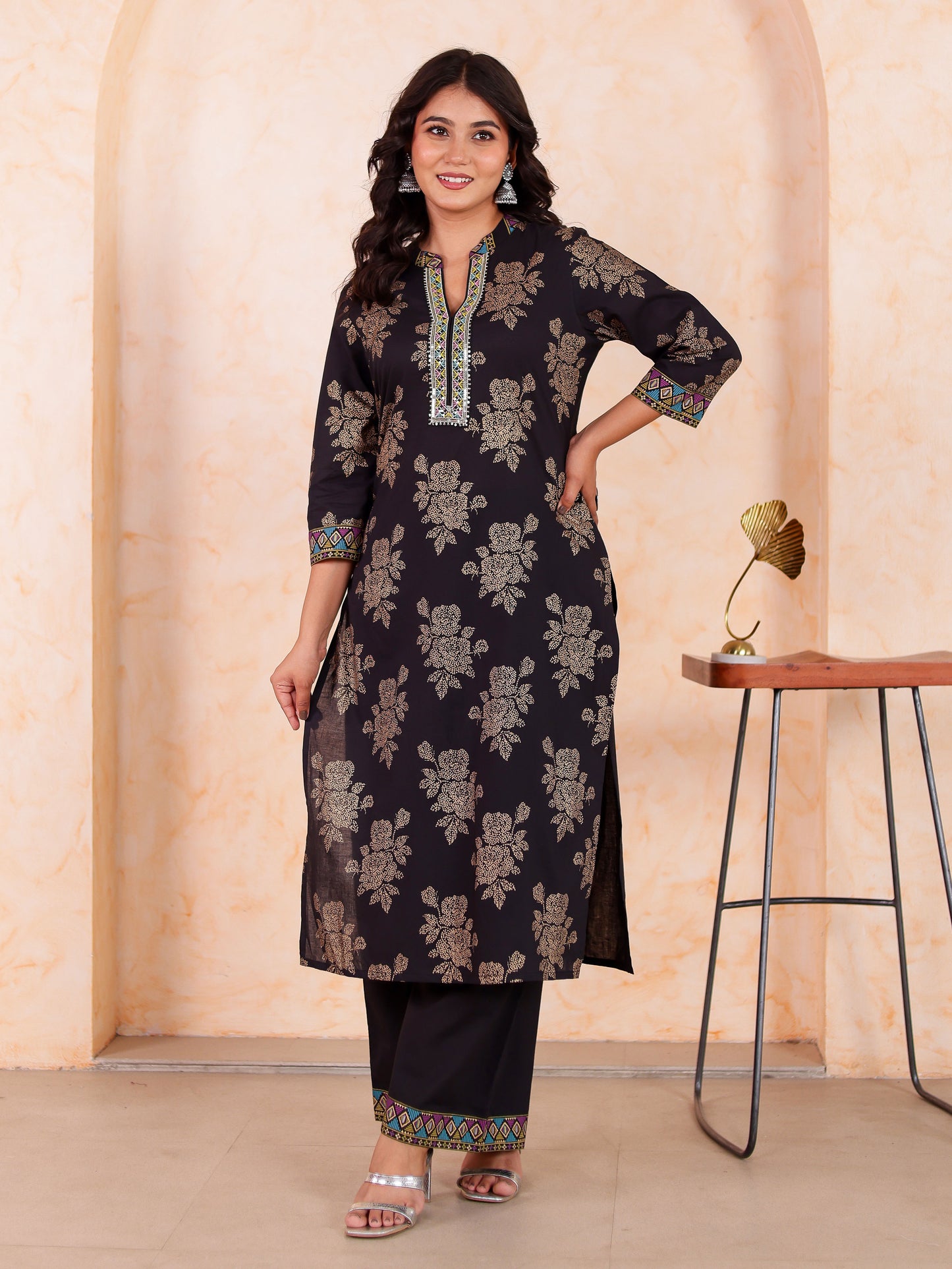 Embroidered Soft cotton Gold foil Straight Black Kurta