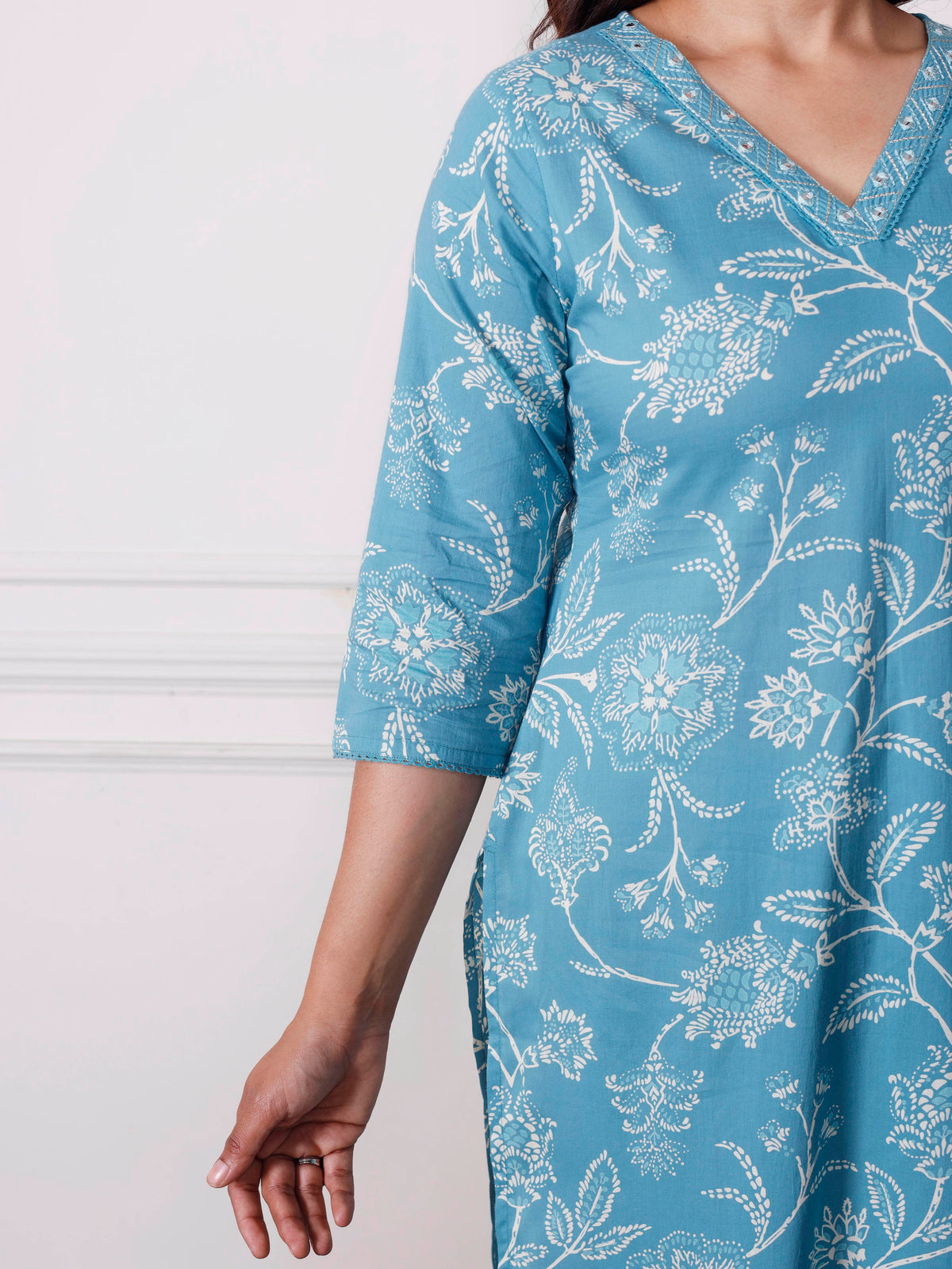 Embroidered soft cotton floral straight blue kurta