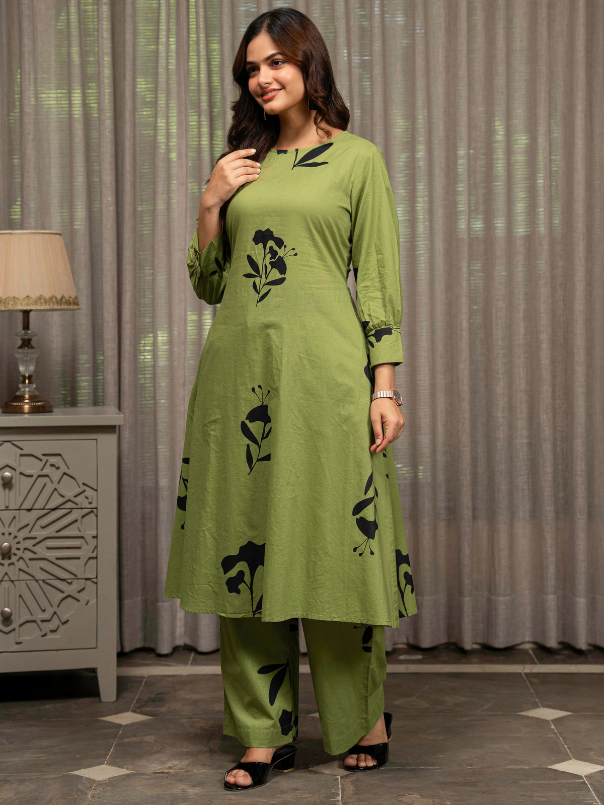 Soft Cotton Floral Straight Green Kurta