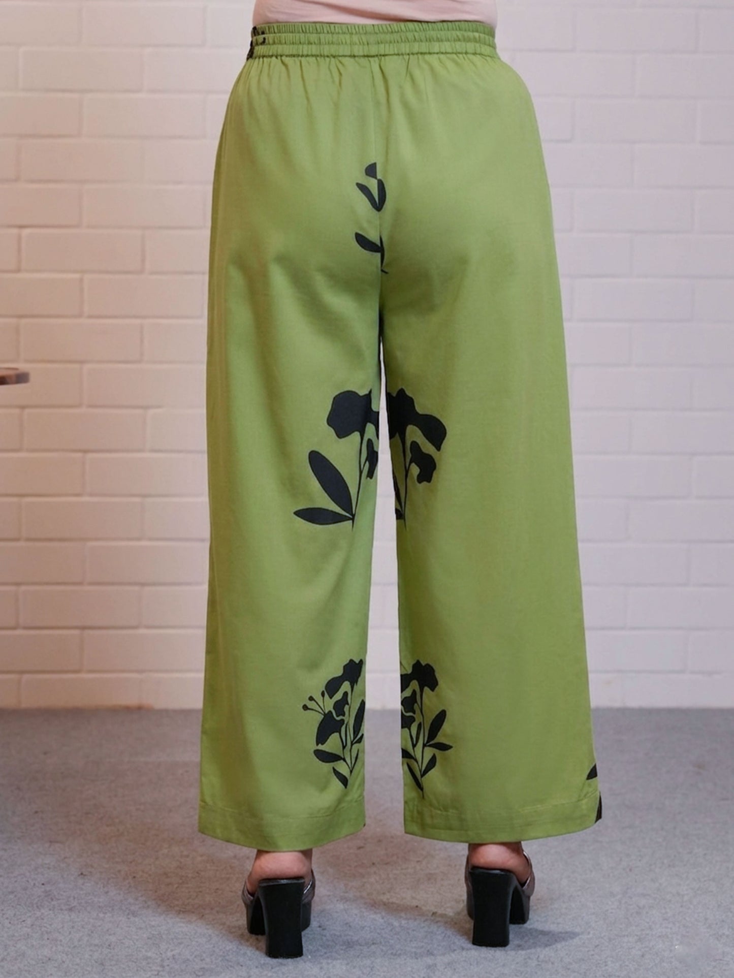 Soft Cotton Floral Straight Green Kurta