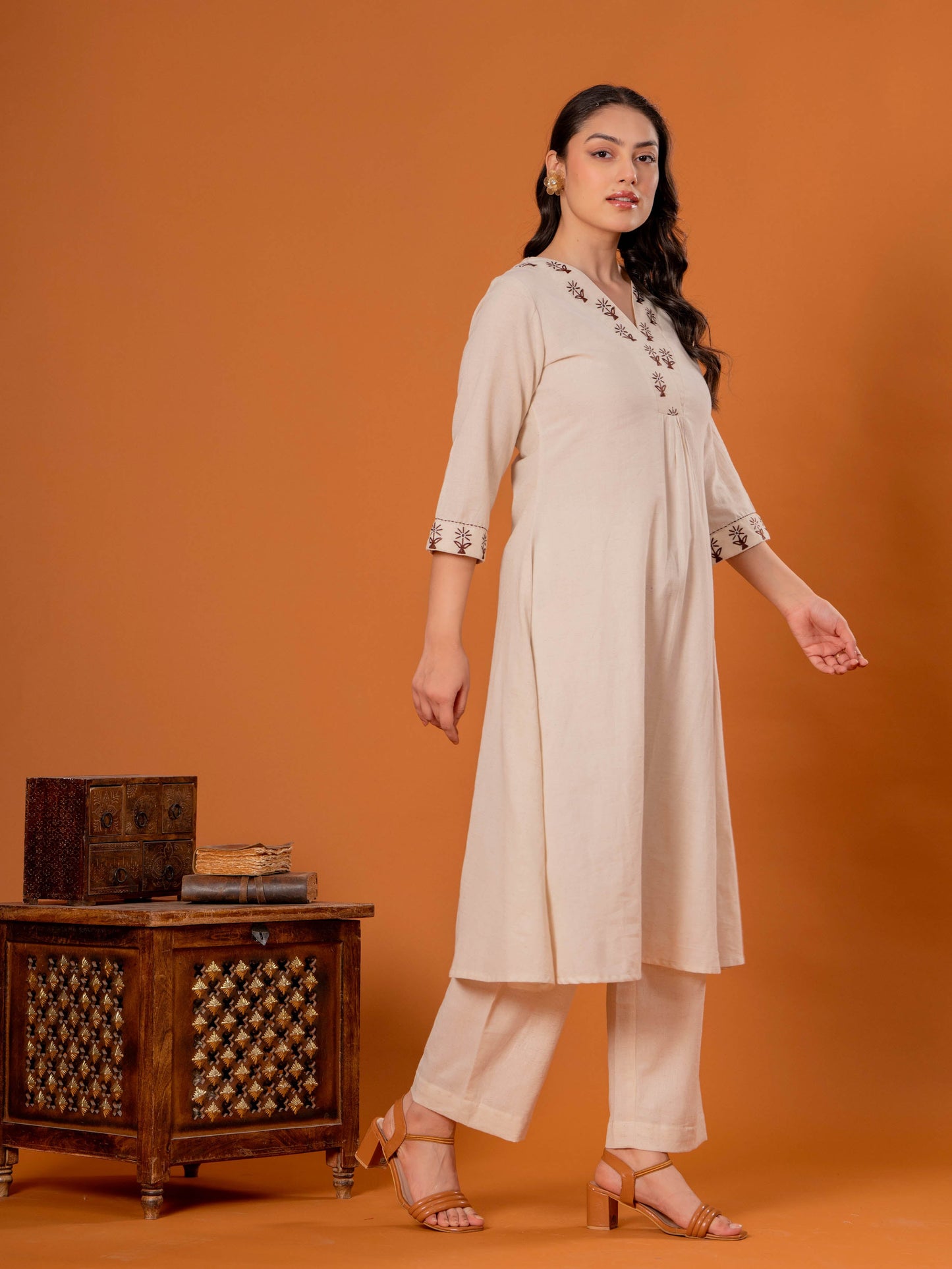 Embroidered Linen Cotton Solid Flared Off White Kurta