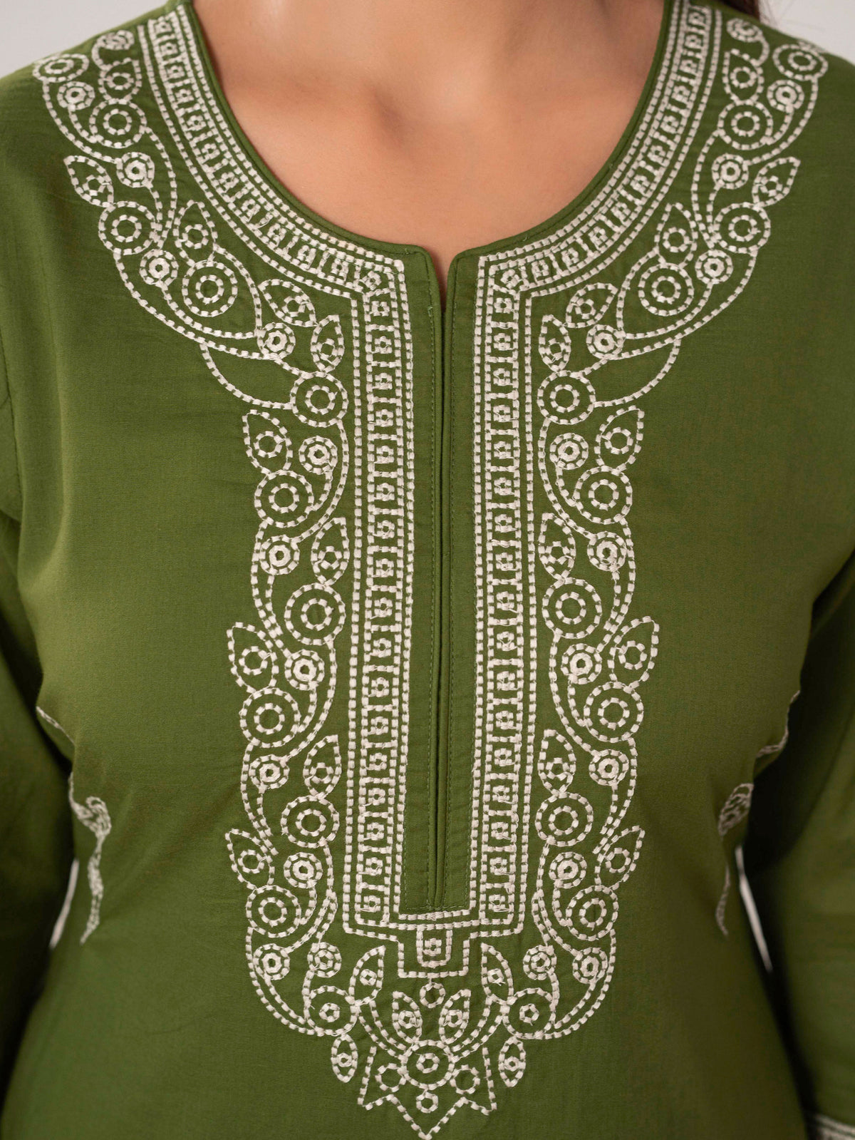 Embroidered Soft cotton Solid Straight Green Kurta
